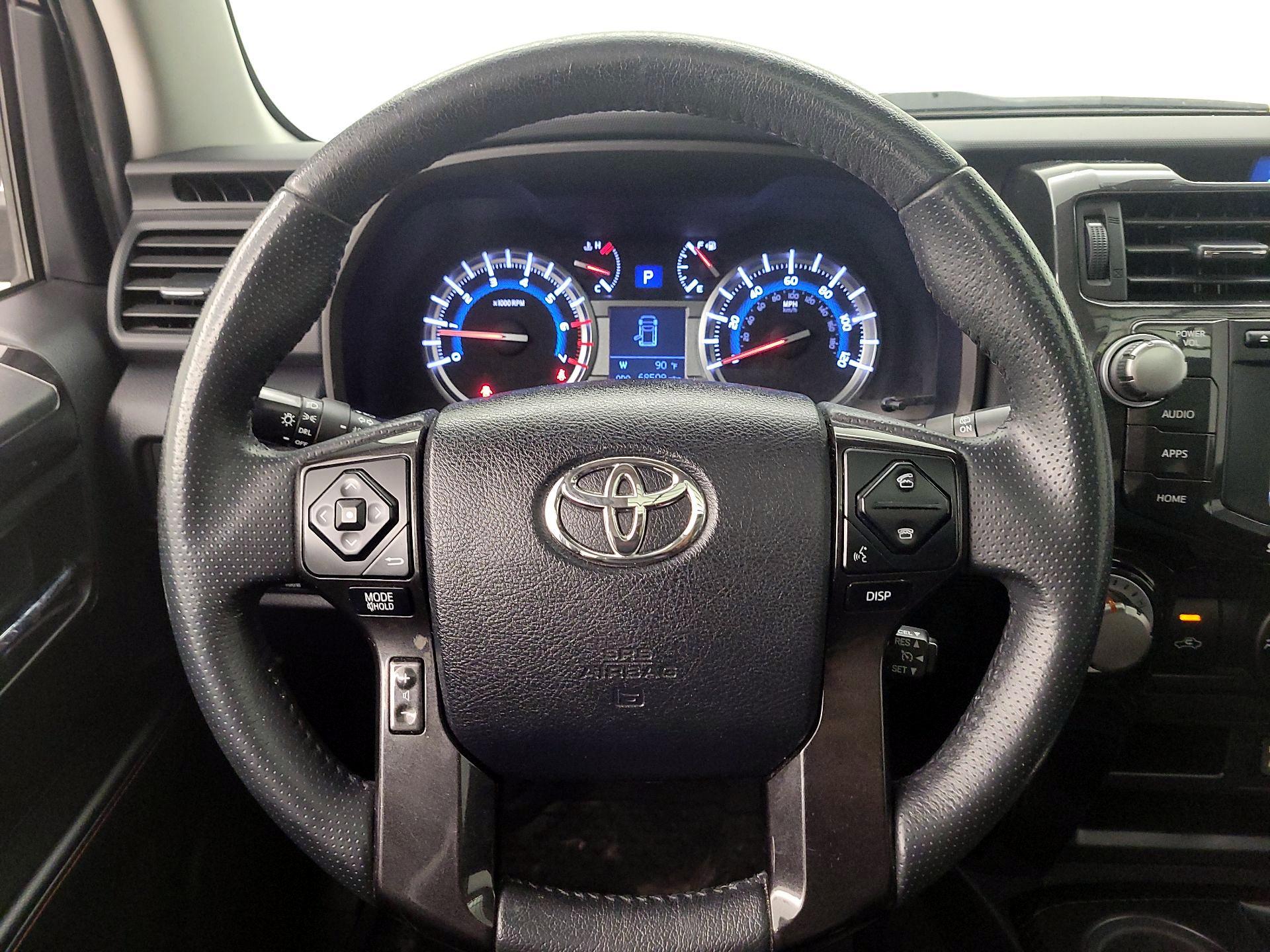 Thumbnail: 2019 Toyota 4Runner - 10