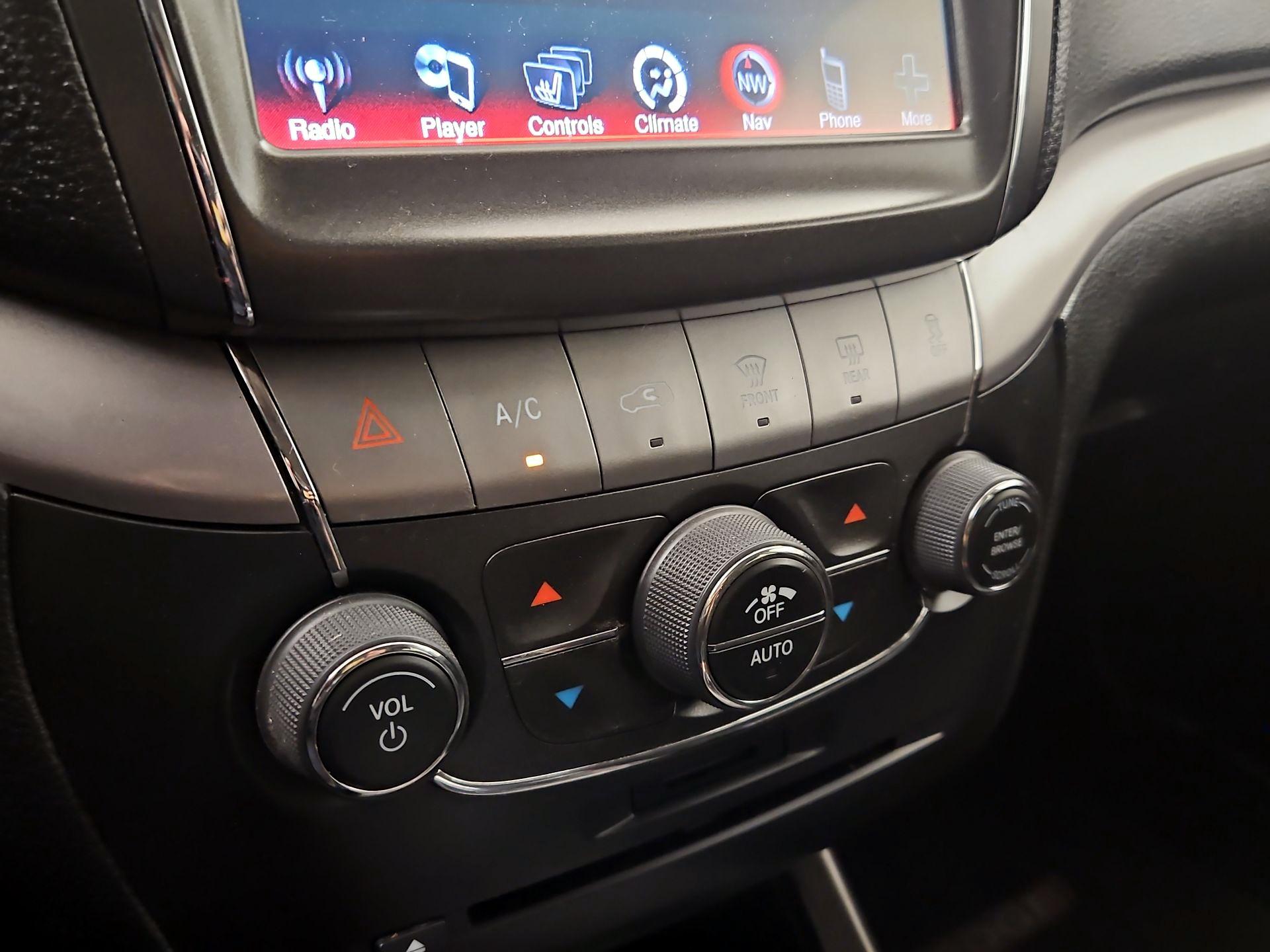 Thumbnail: 2020 Dodge Journey - 17