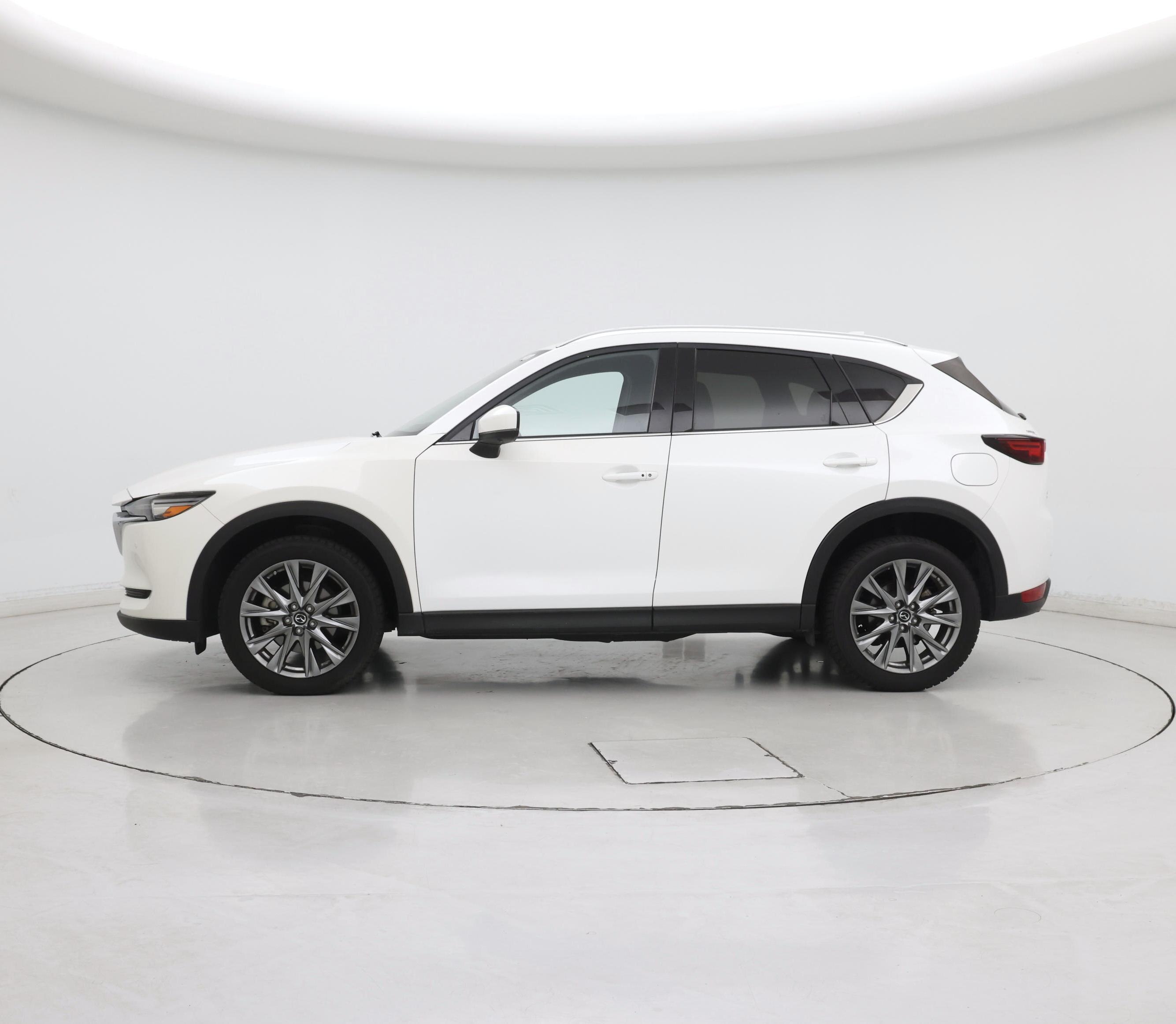 Thumbnail: 2021 Mazda CX-5 - 3