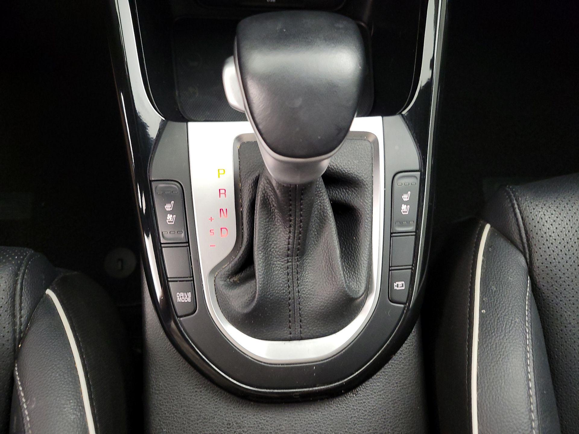 Thumbnail: 2023 Kia Forte - 18