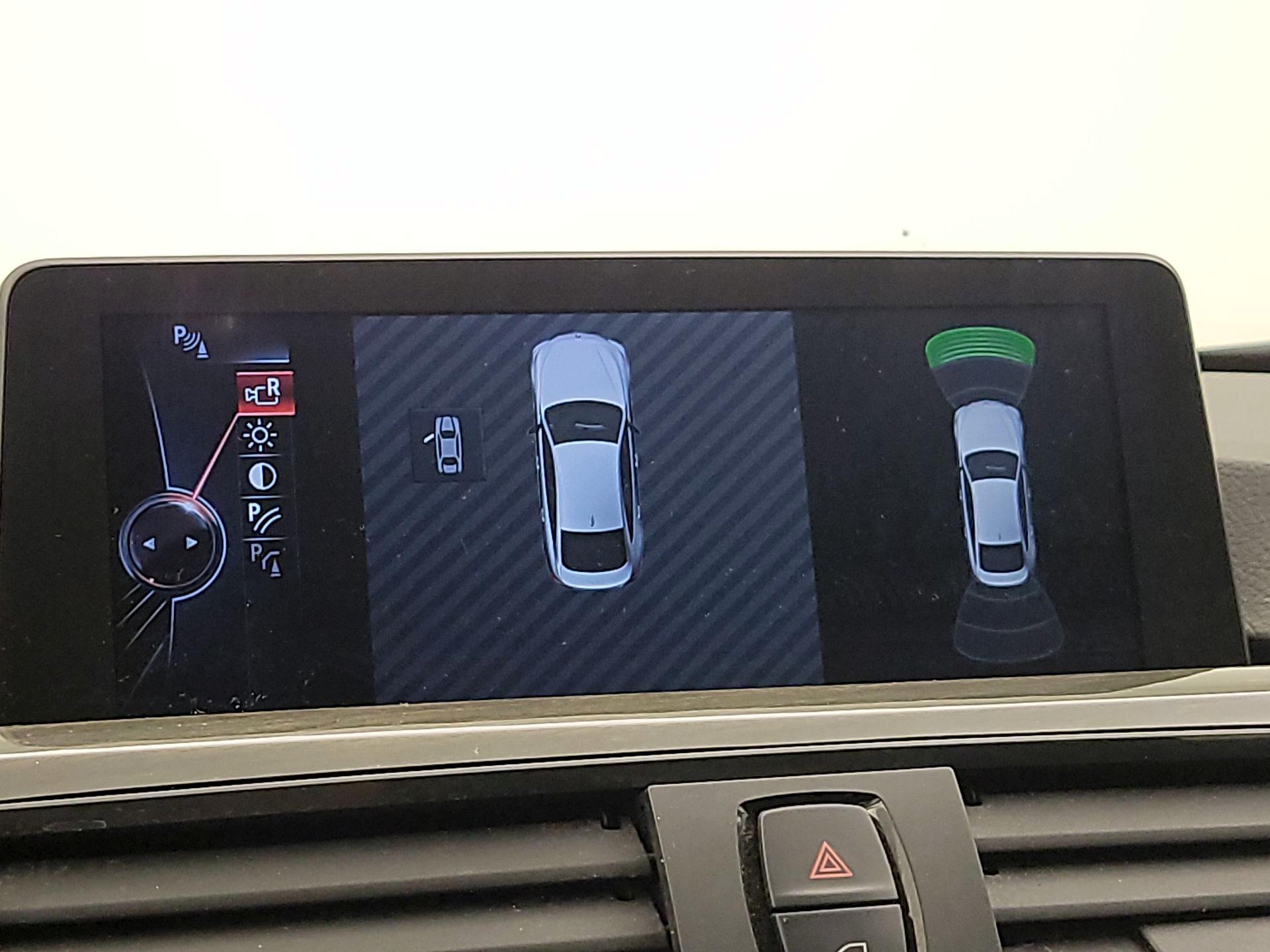 Thumbnail: 2015 BMW 4 Series - 15