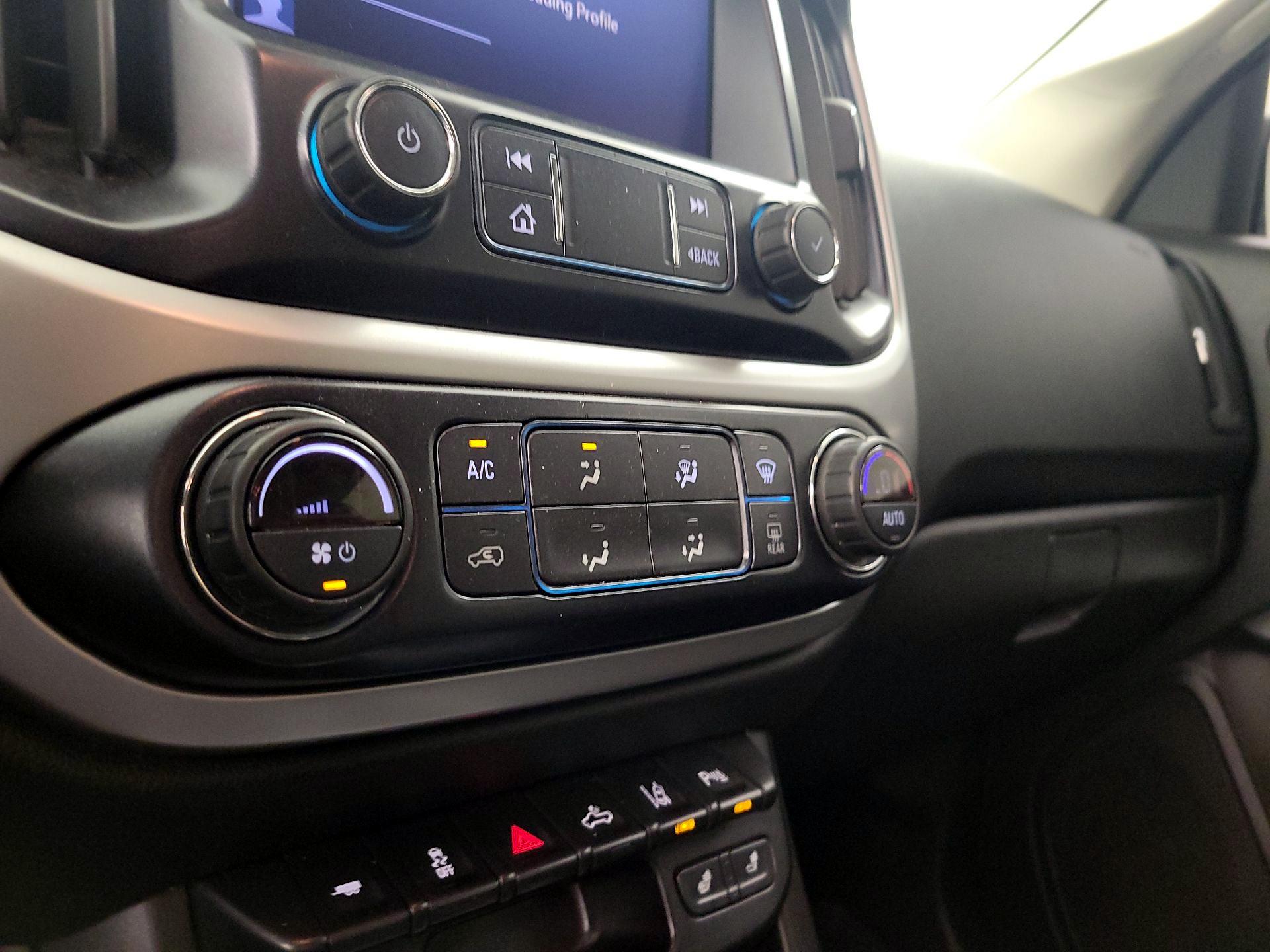 Thumbnail: 2019 Chevrolet Colorado - 16