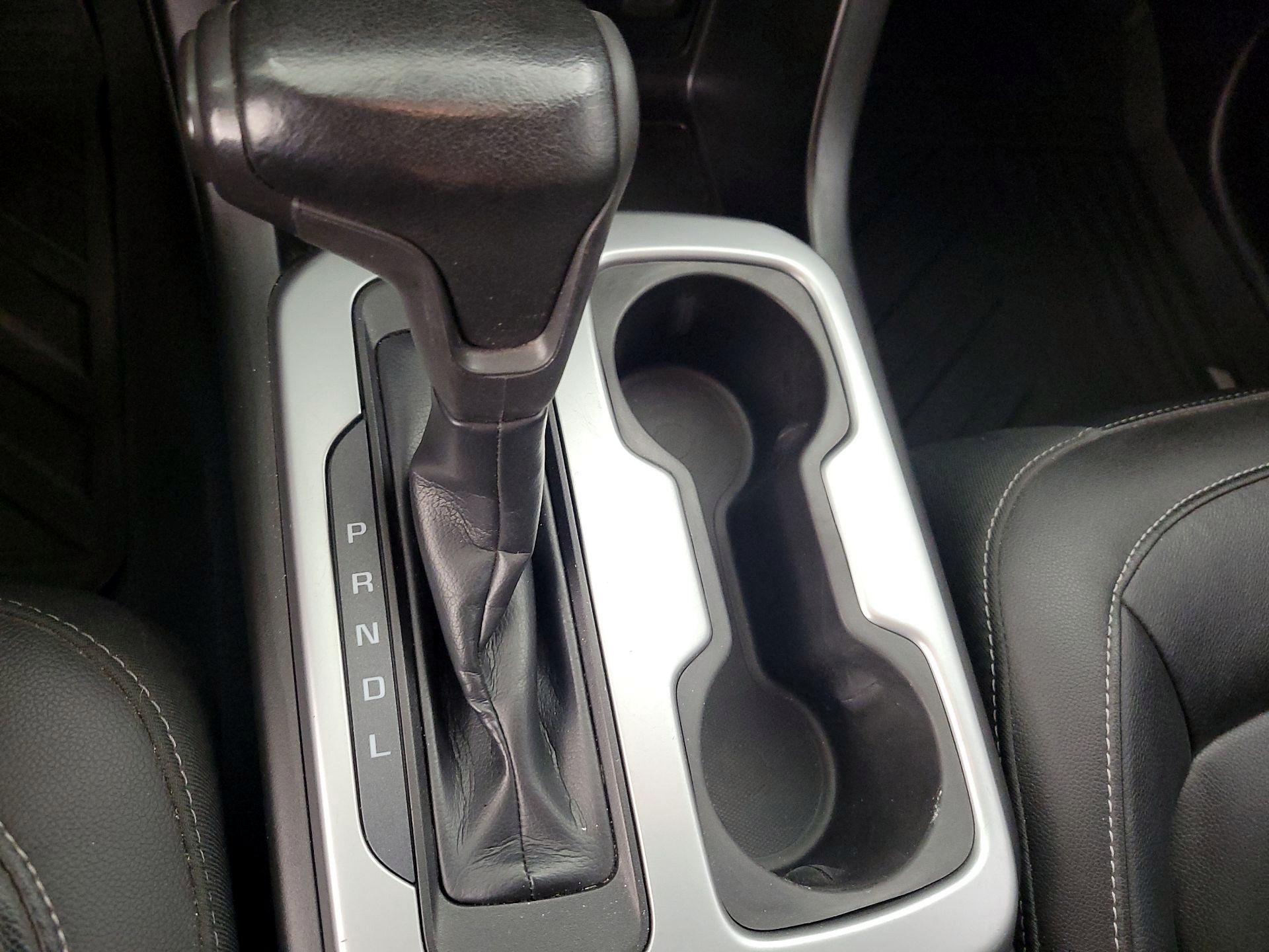 Thumbnail: 2019 Chevrolet Colorado - 17