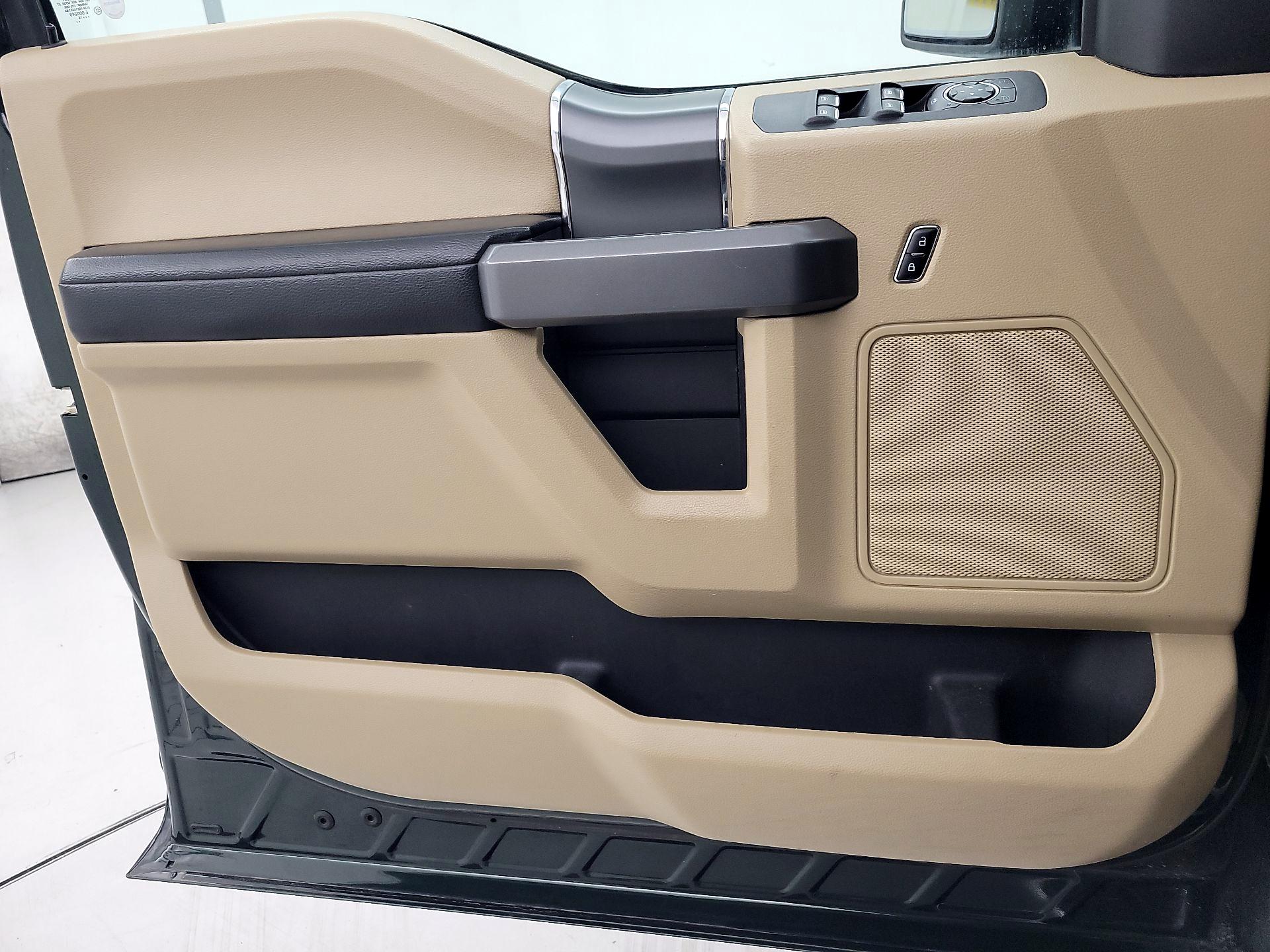 Thumbnail: 2016 Ford F-150 - 12