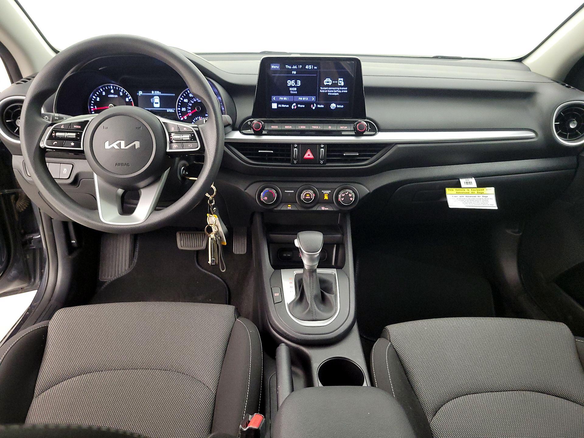 Thumbnail: 2024 Kia Forte - 9