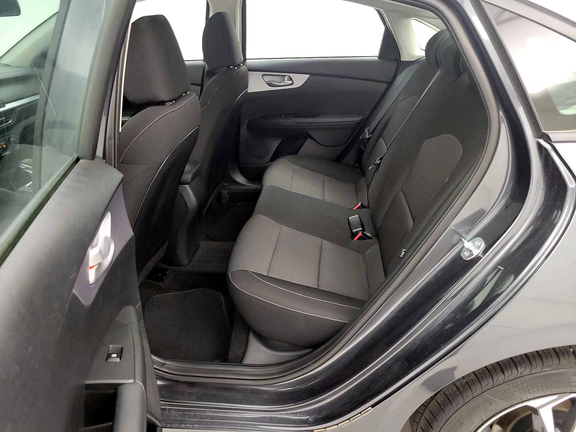Thumbnail: 2024 Kia Forte - 19