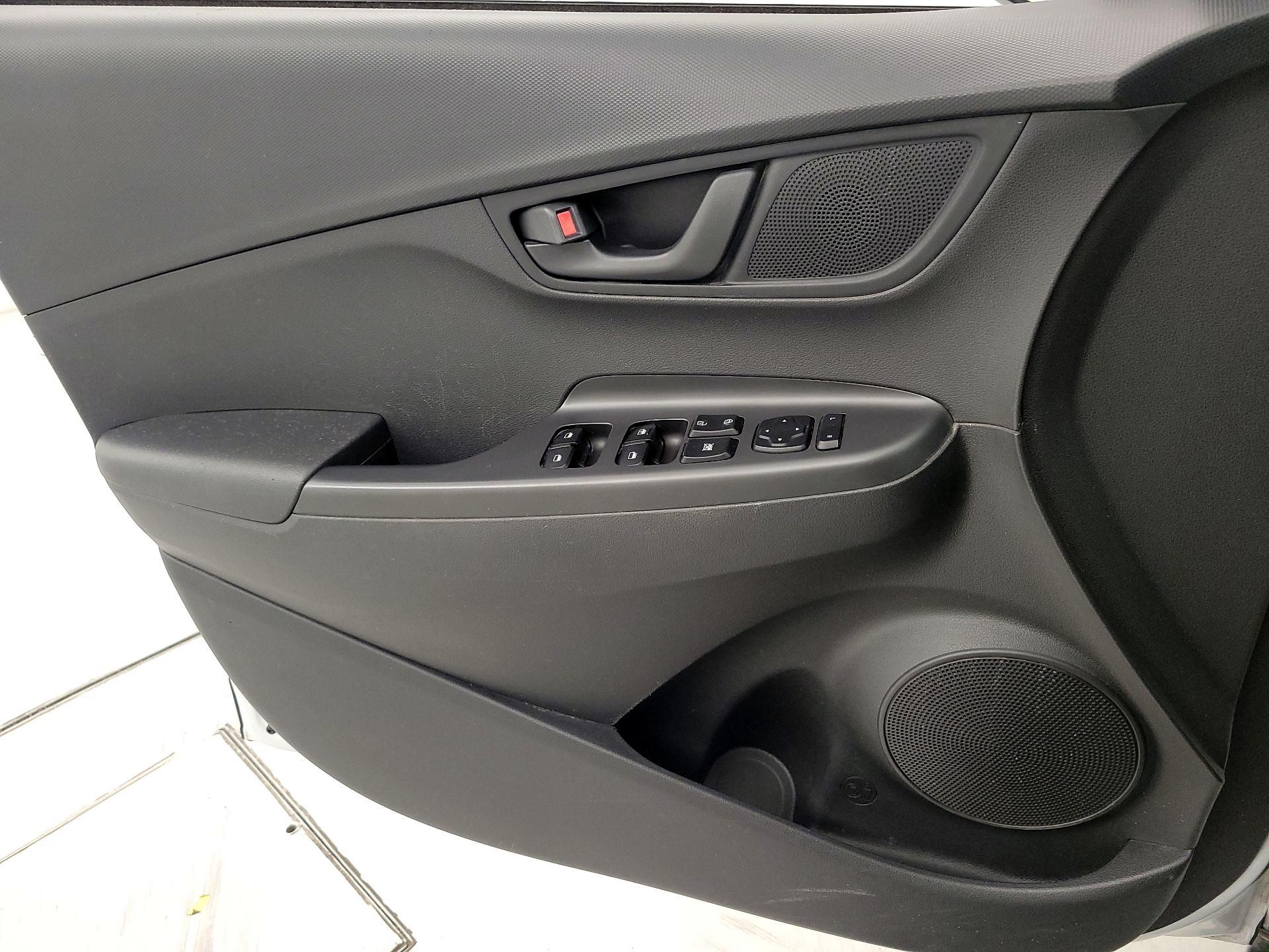 Thumbnail: 2019 Hyundai Kona - 12
