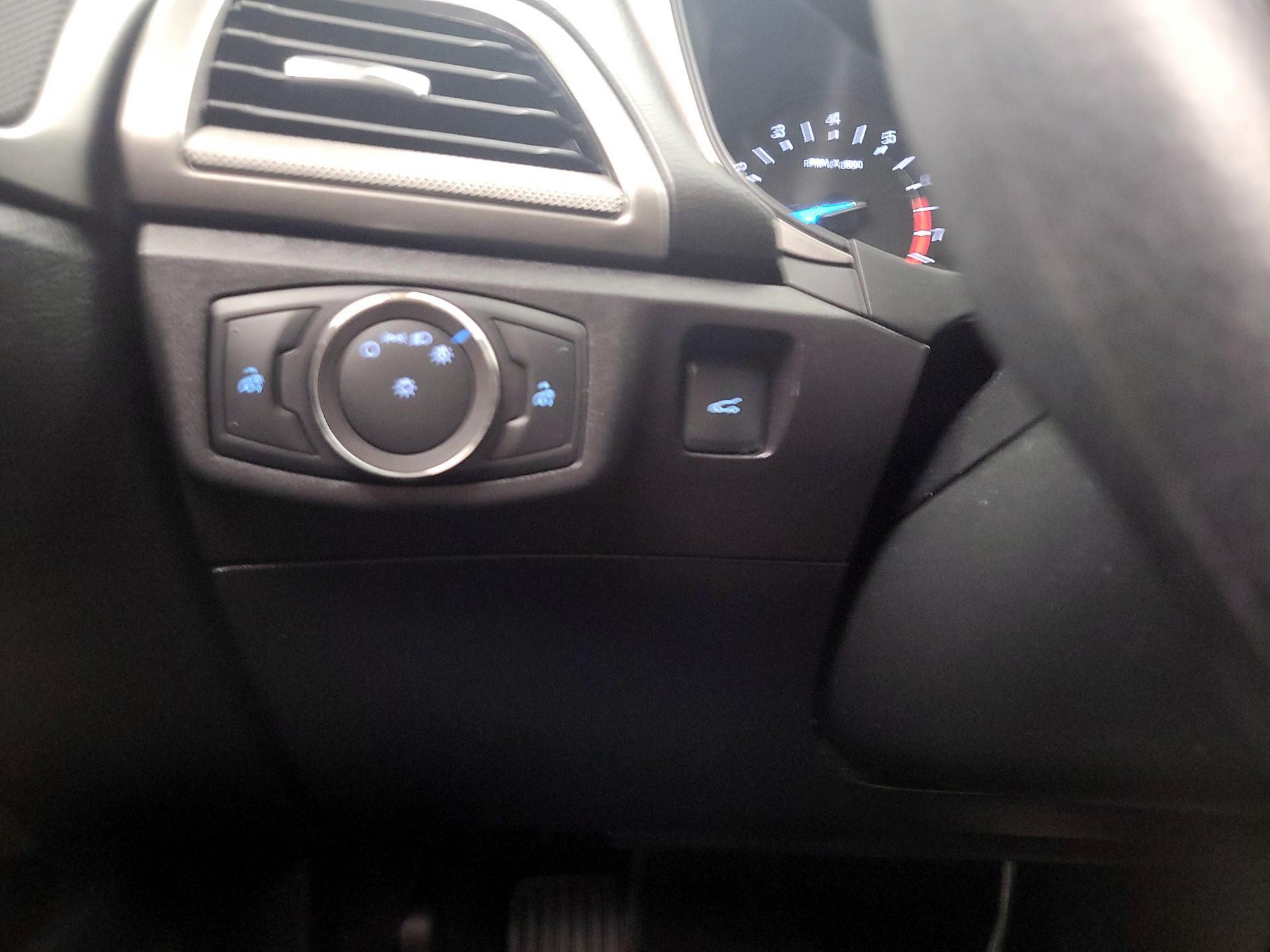 Thumbnail: 2017 Ford Fusion - 13