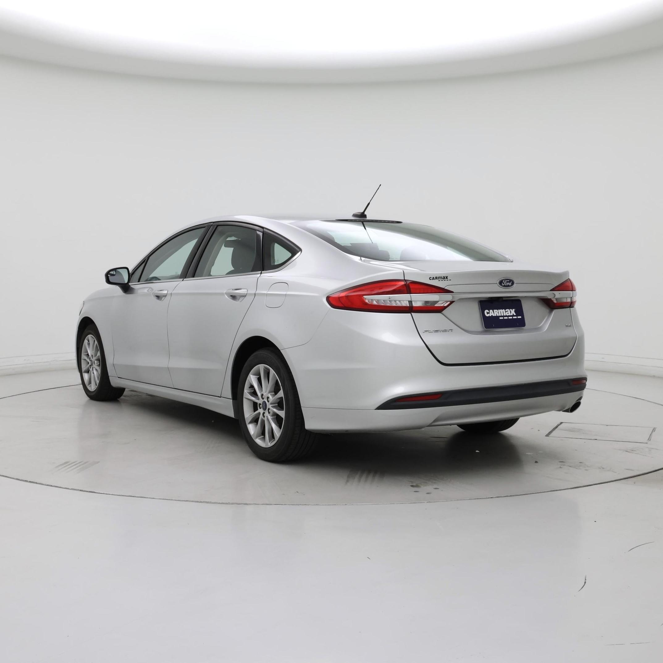 Thumbnail: 2017 Ford Fusion - 2