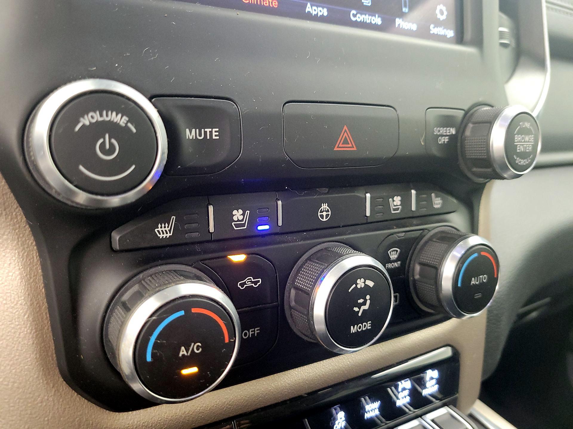 Thumbnail: 2019 RAM 1500 - 16