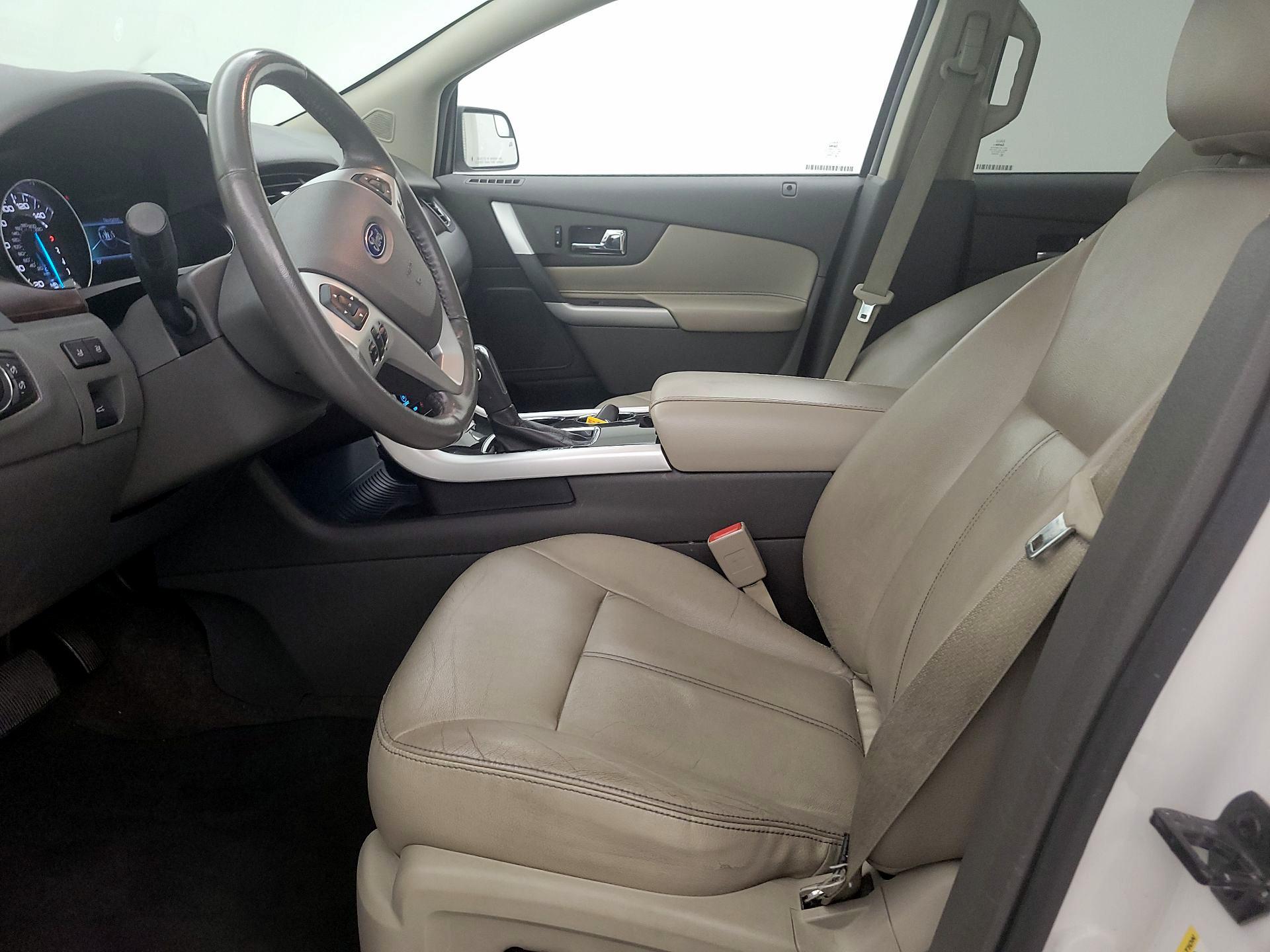 Thumbnail: 2013 Ford Edge - 11