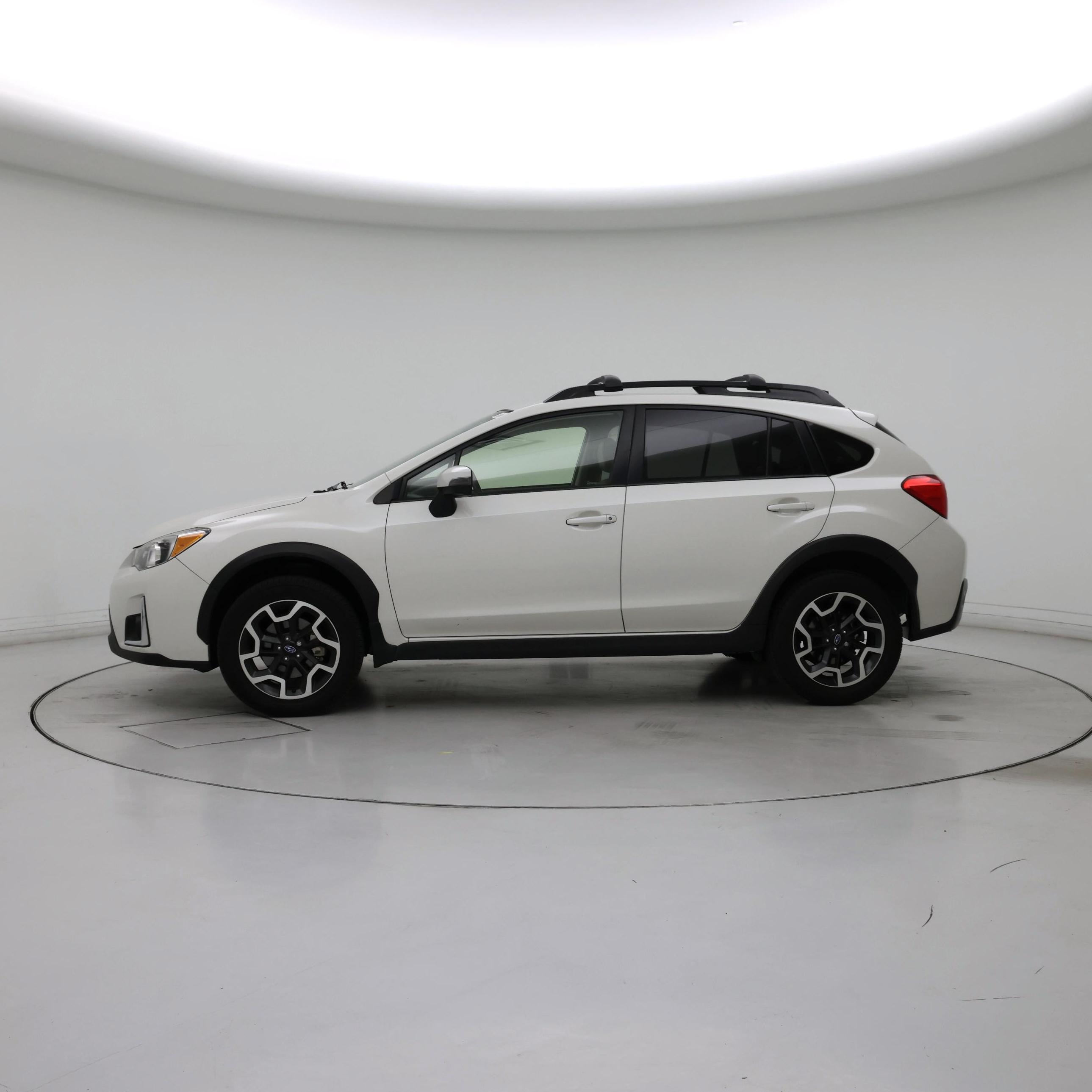 Thumbnail: 2016 Subaru XV Crosstrek - 3
