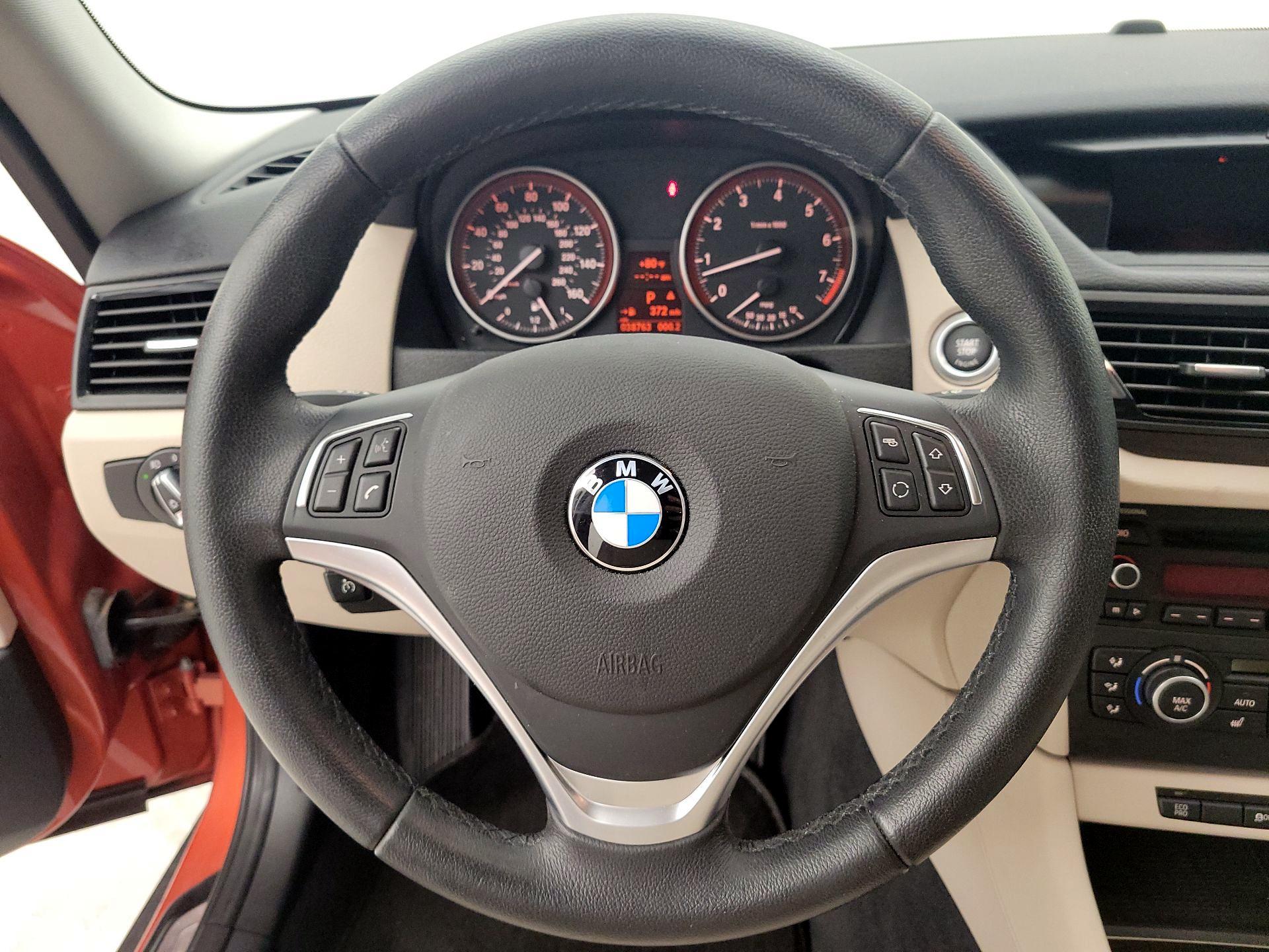 Thumbnail: 2014 BMW X1 - 10
