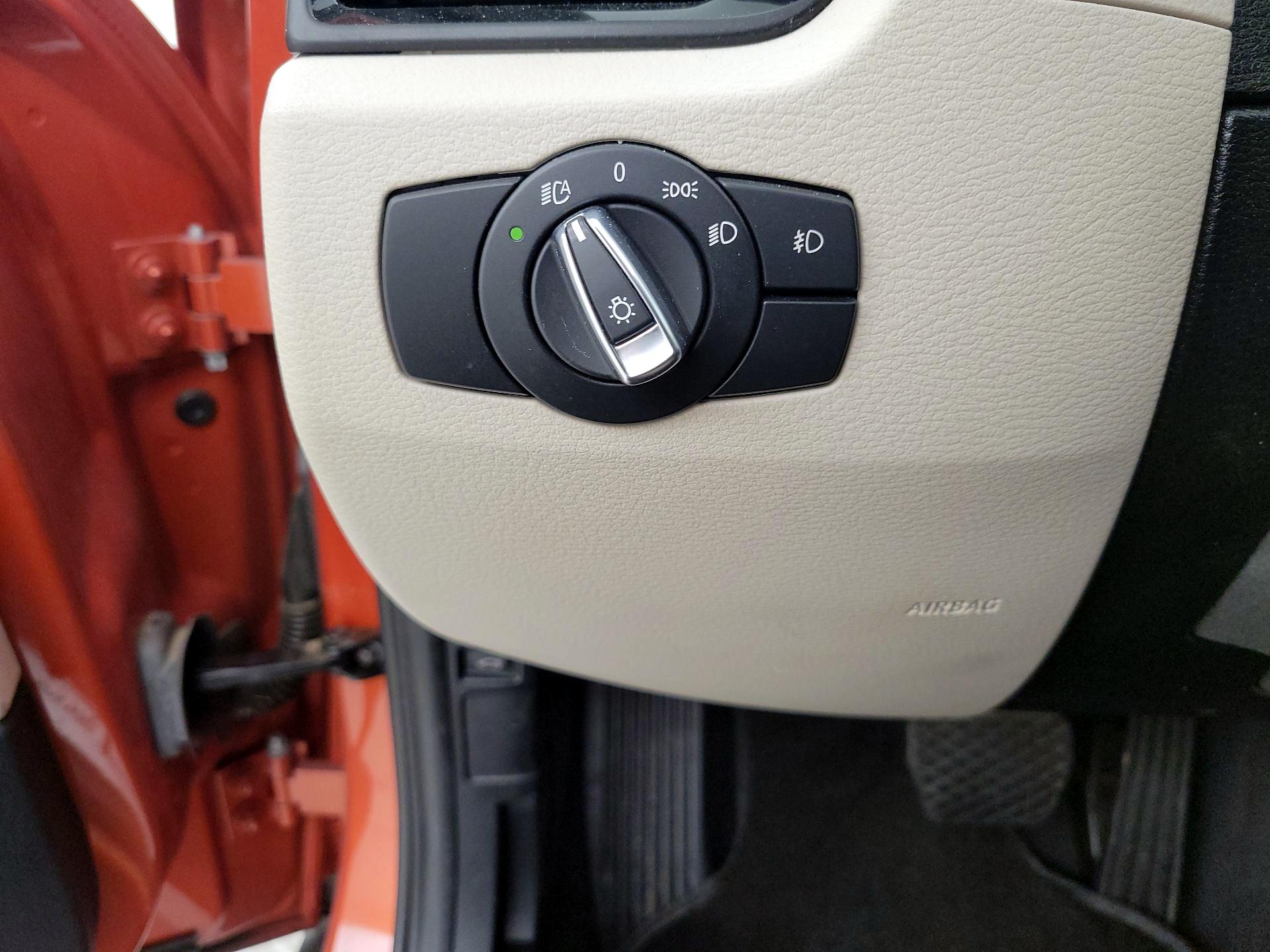 Thumbnail: 2014 BMW X1 - 13