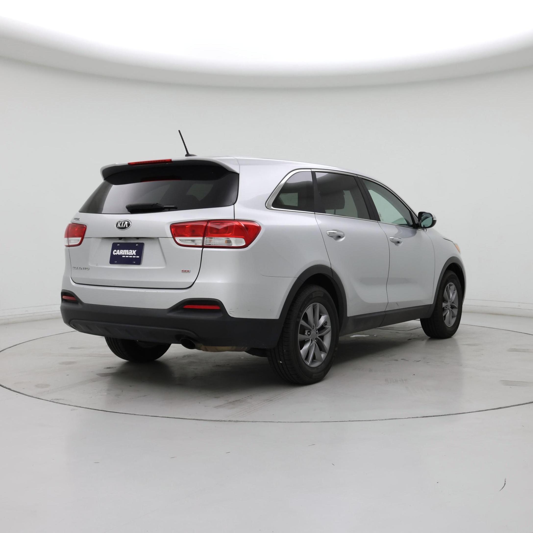 Thumbnail: 2018 Kia Sorento - 8