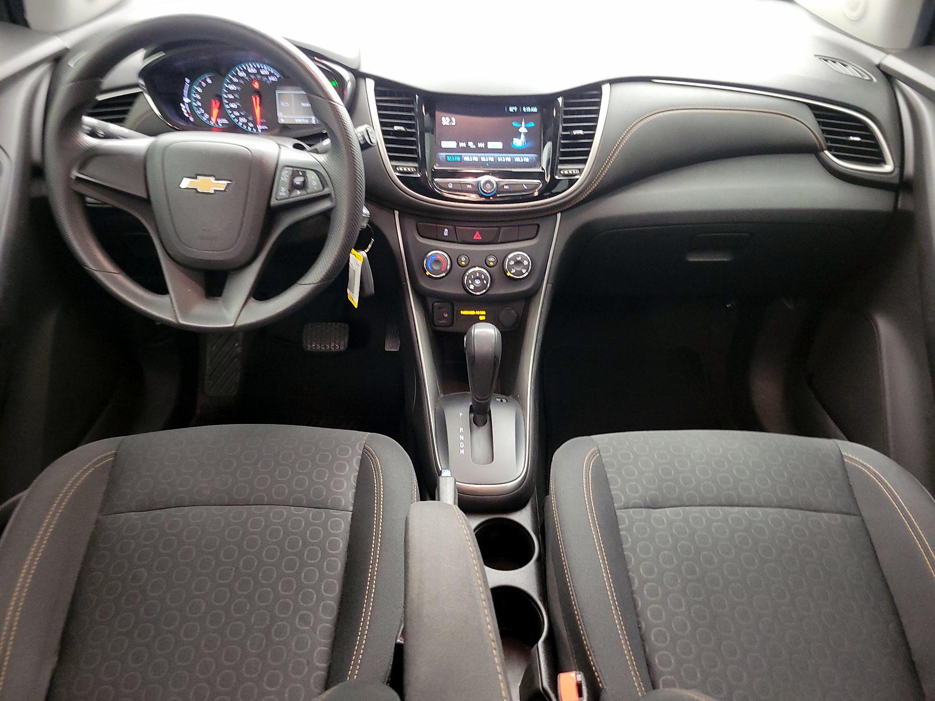 Thumbnail: 2017 Chevrolet Trax - 9