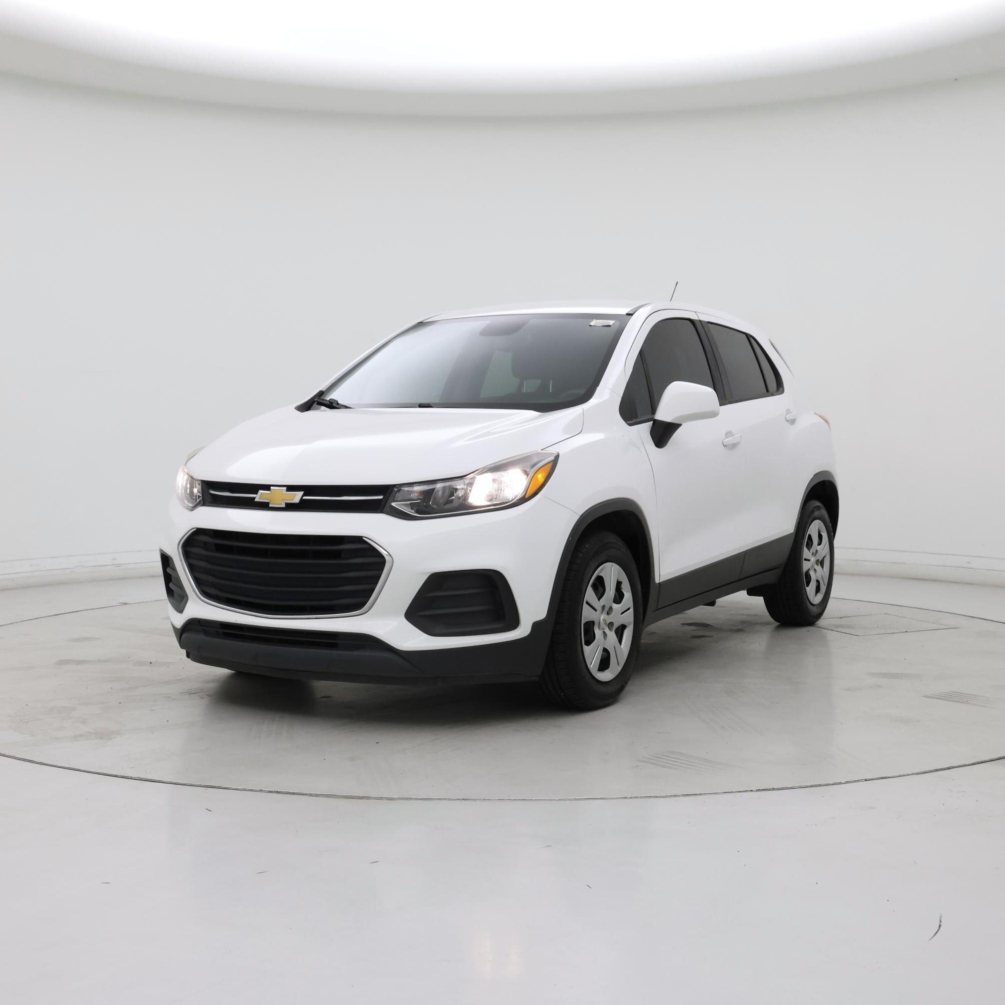 Thumbnail: 2017 Chevrolet Trax - 4