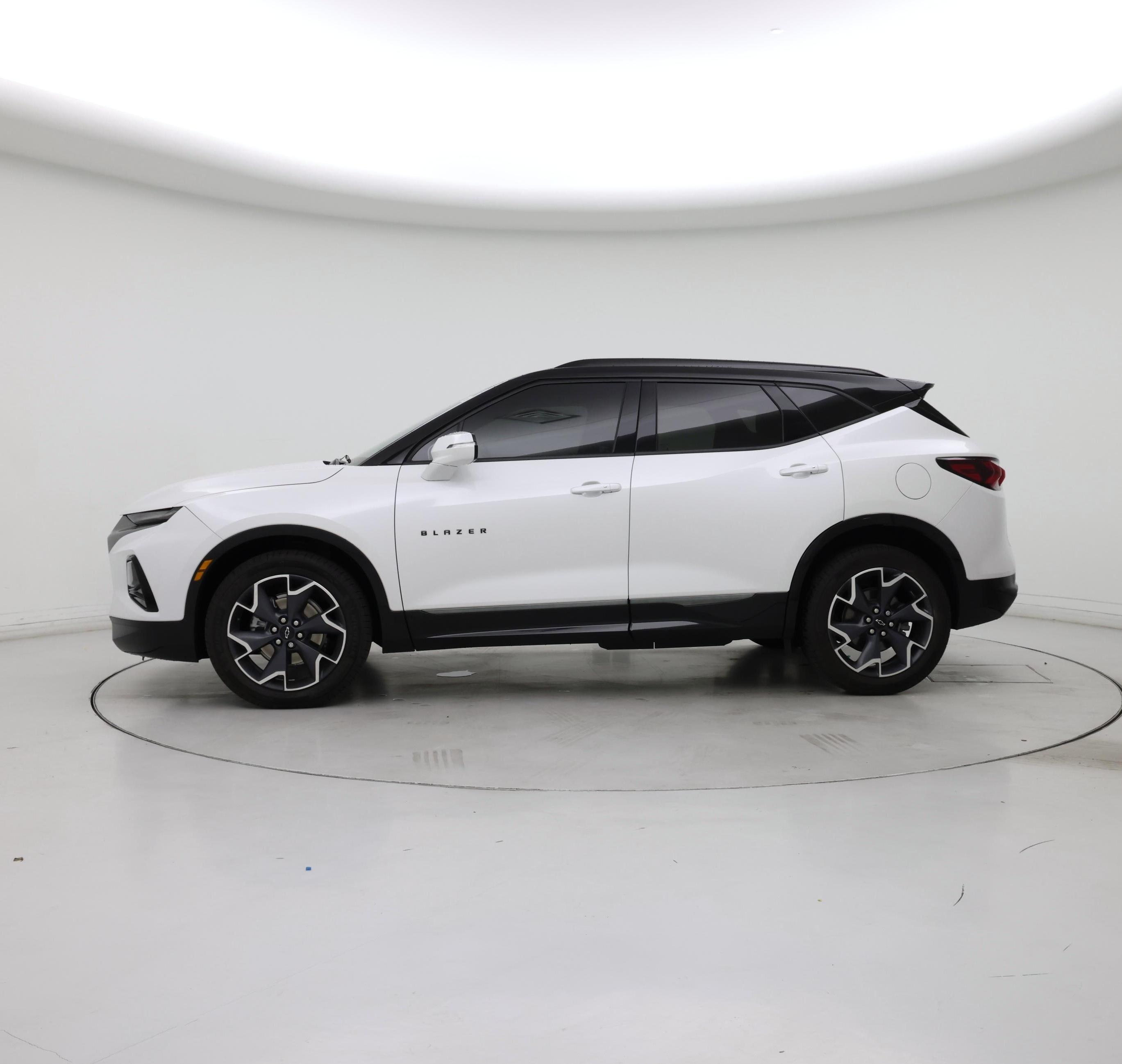 Thumbnail: 2022 Chevrolet Blazer - 3