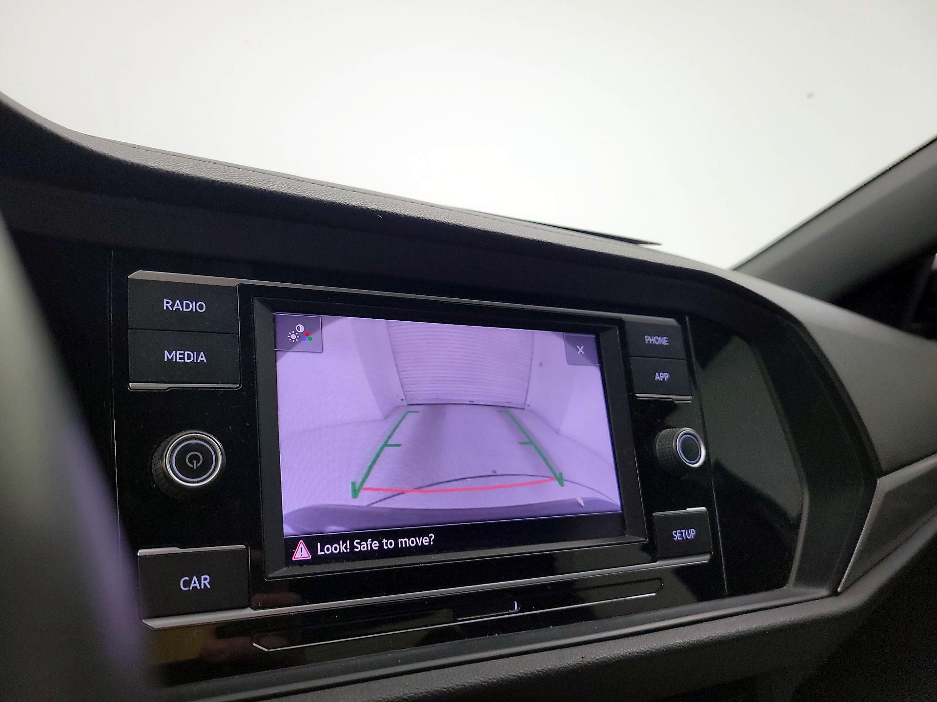 Thumbnail: 2019 Volkswagen Jetta - 14