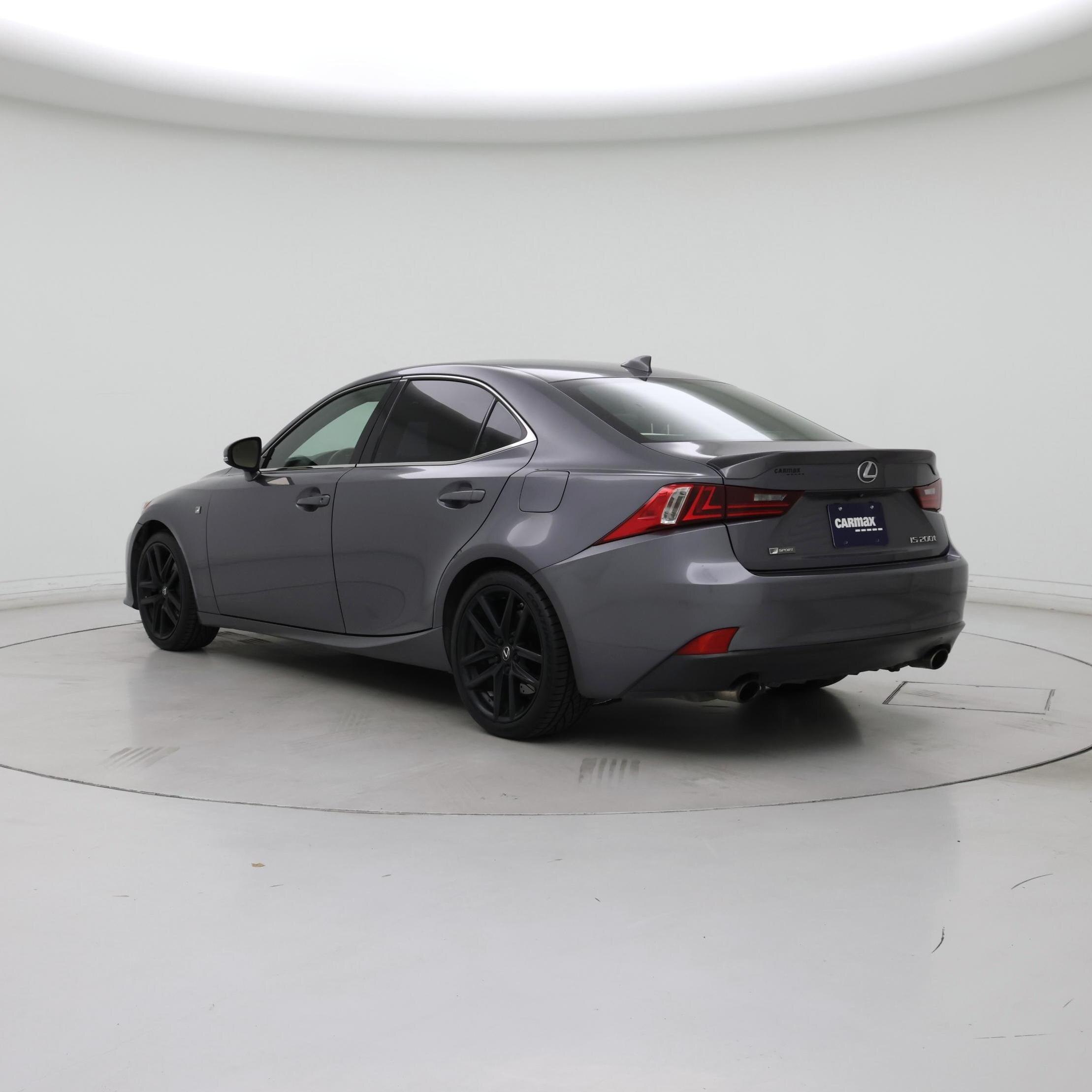 Thumbnail: 2016 Lexus IS - 2
