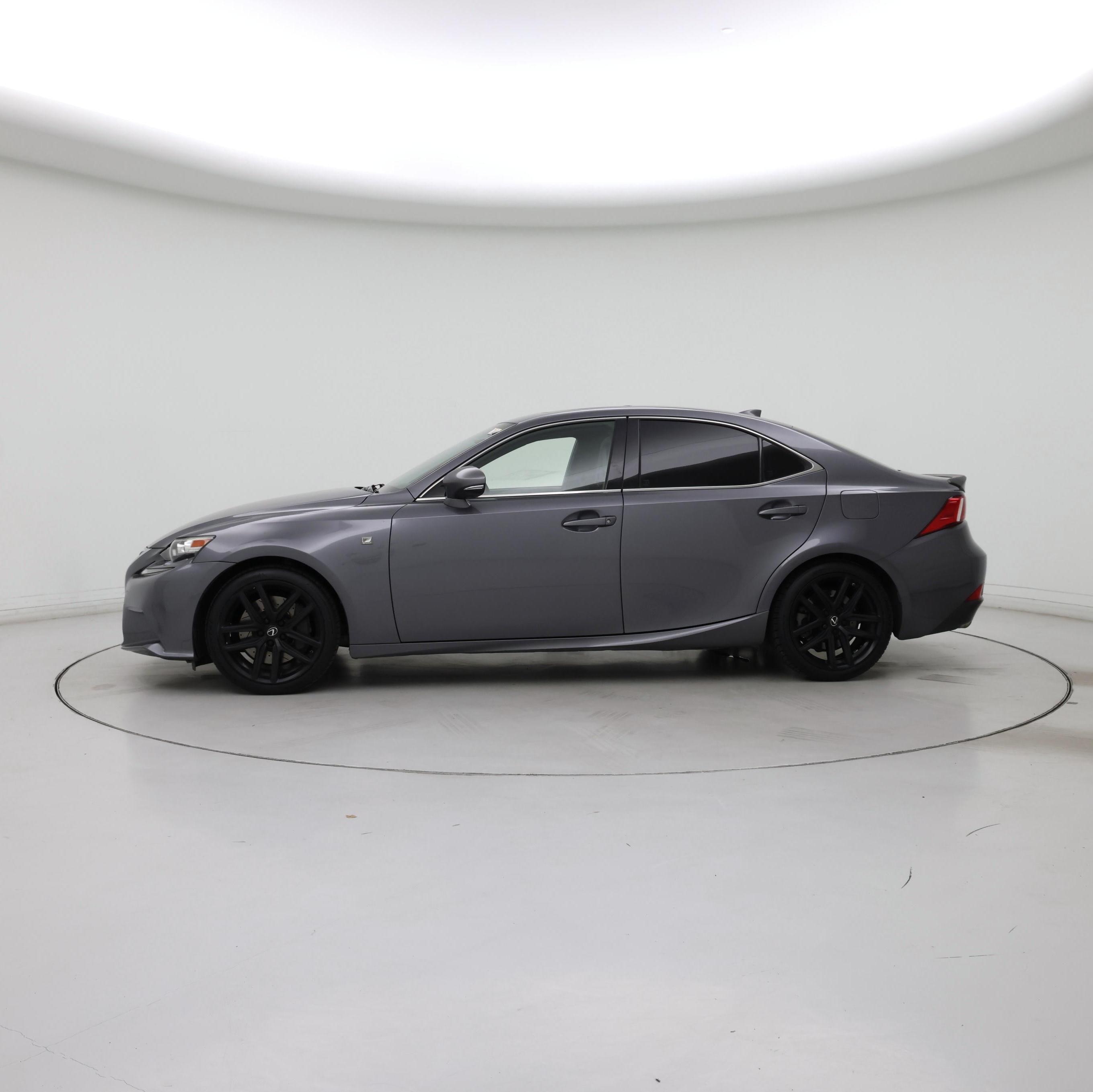Thumbnail: 2016 Lexus IS - 3
