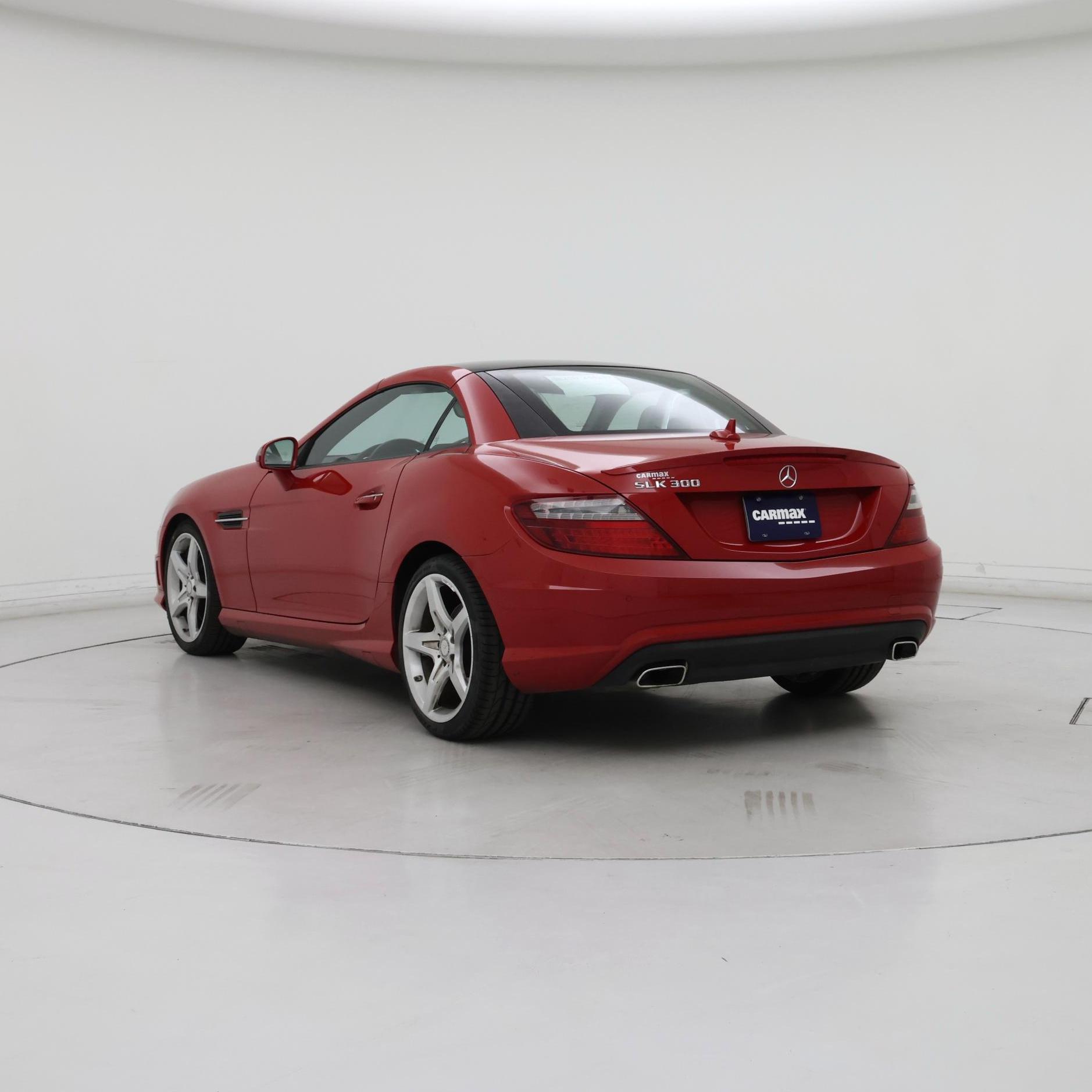 Thumbnail: 2016 Mercedes-Benz SLK - 2