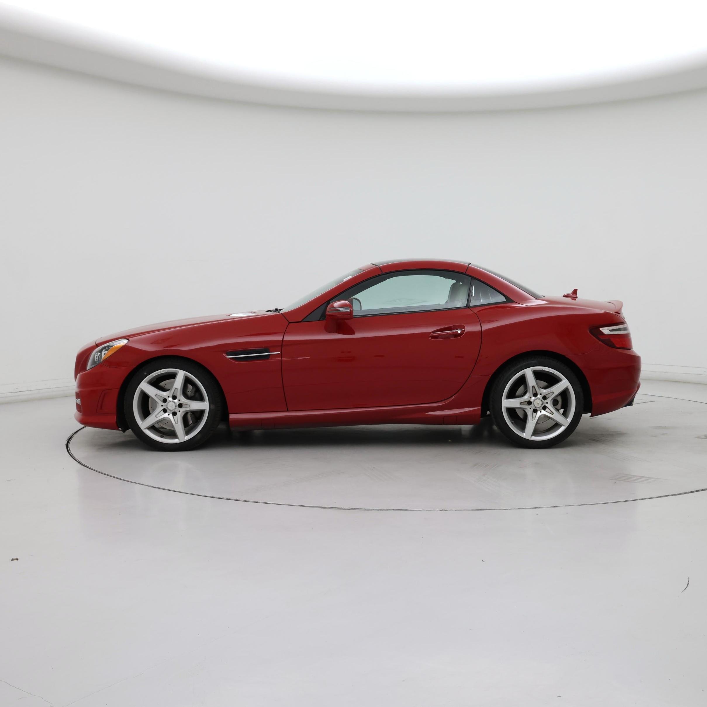 Thumbnail: 2016 Mercedes-Benz SLK - 3