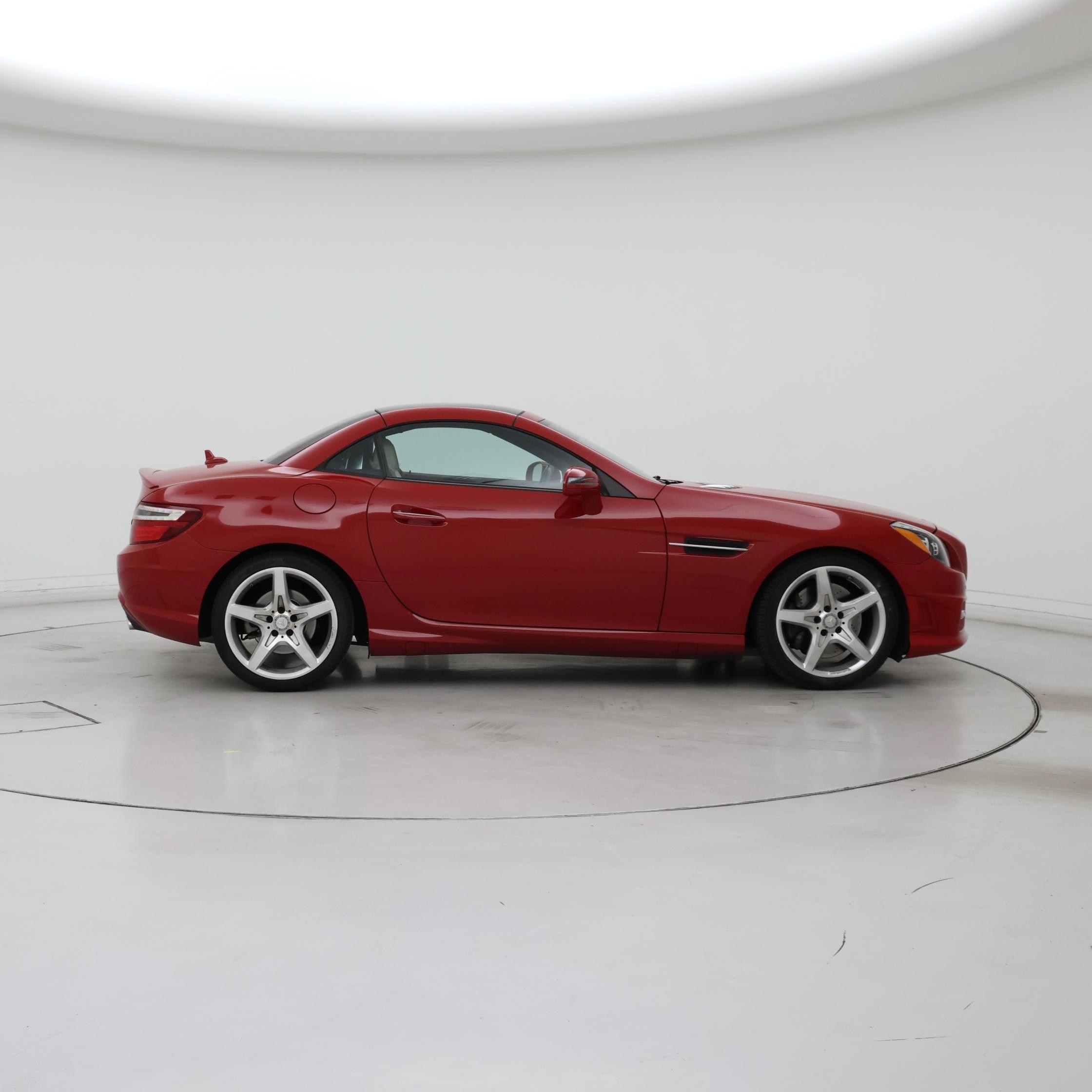 Thumbnail: 2016 Mercedes-Benz SLK - 7