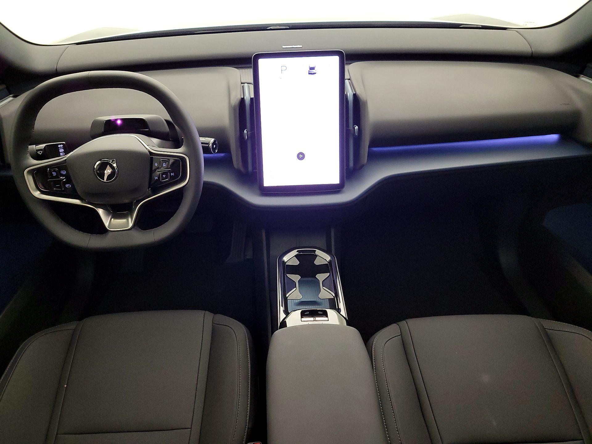 Thumbnail: 2025 Volvo EX30 - 9
