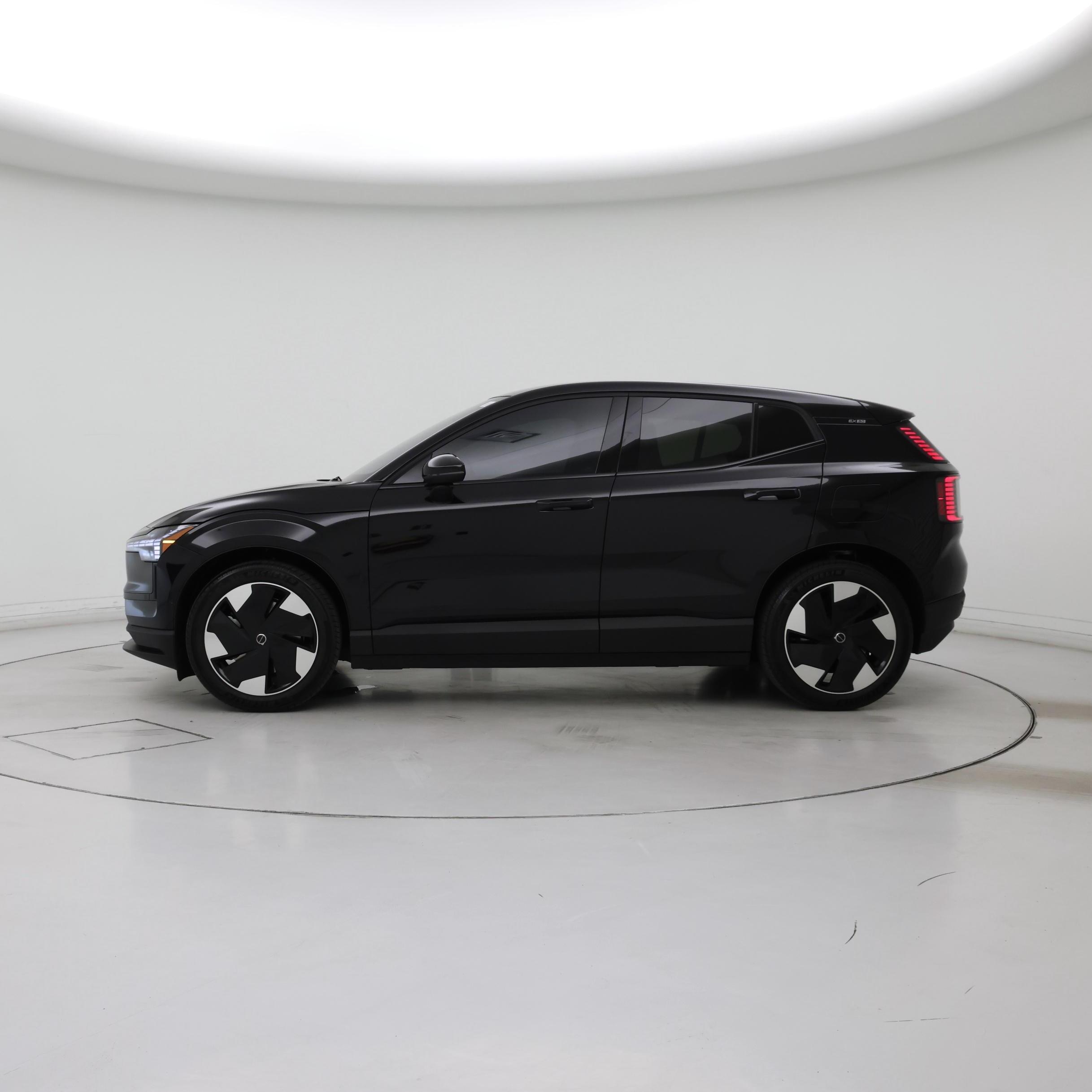 Thumbnail: 2025 Volvo EX30 - 3