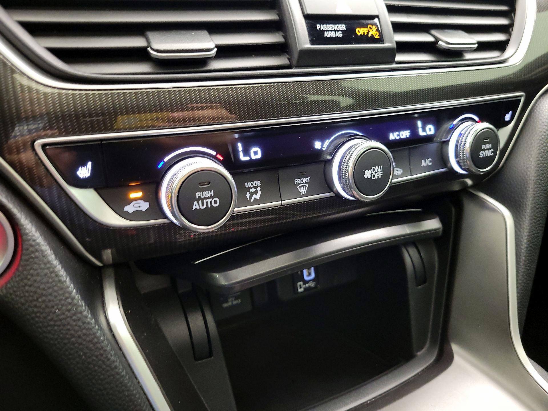 Thumbnail: 2019 Honda Accord - 16