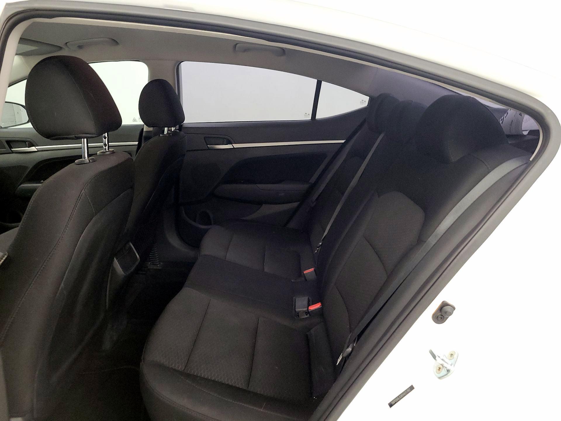 Thumbnail: 2019 Hyundai Elantra - 19