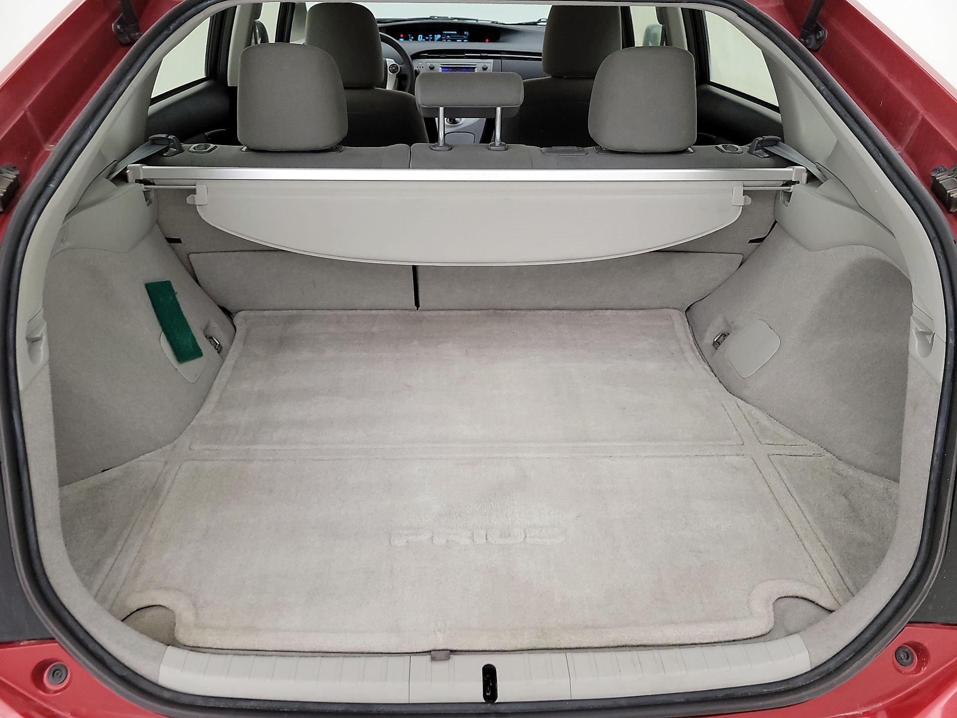 Thumbnail: 2015 Toyota Prius - 16