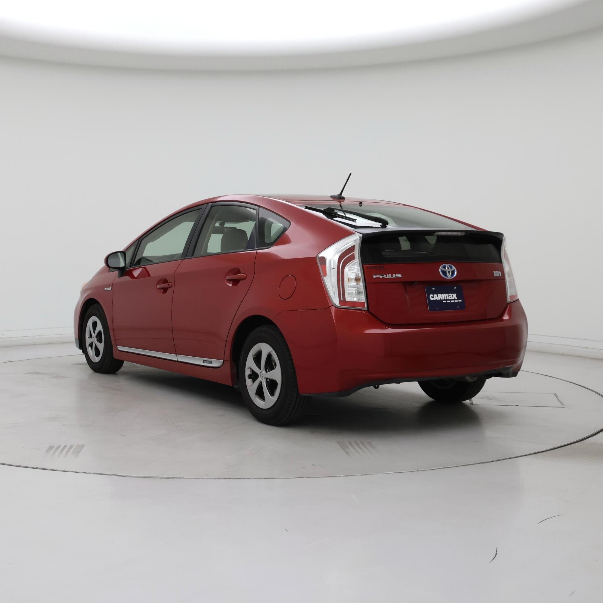 Thumbnail: 2015 Toyota Prius - 2