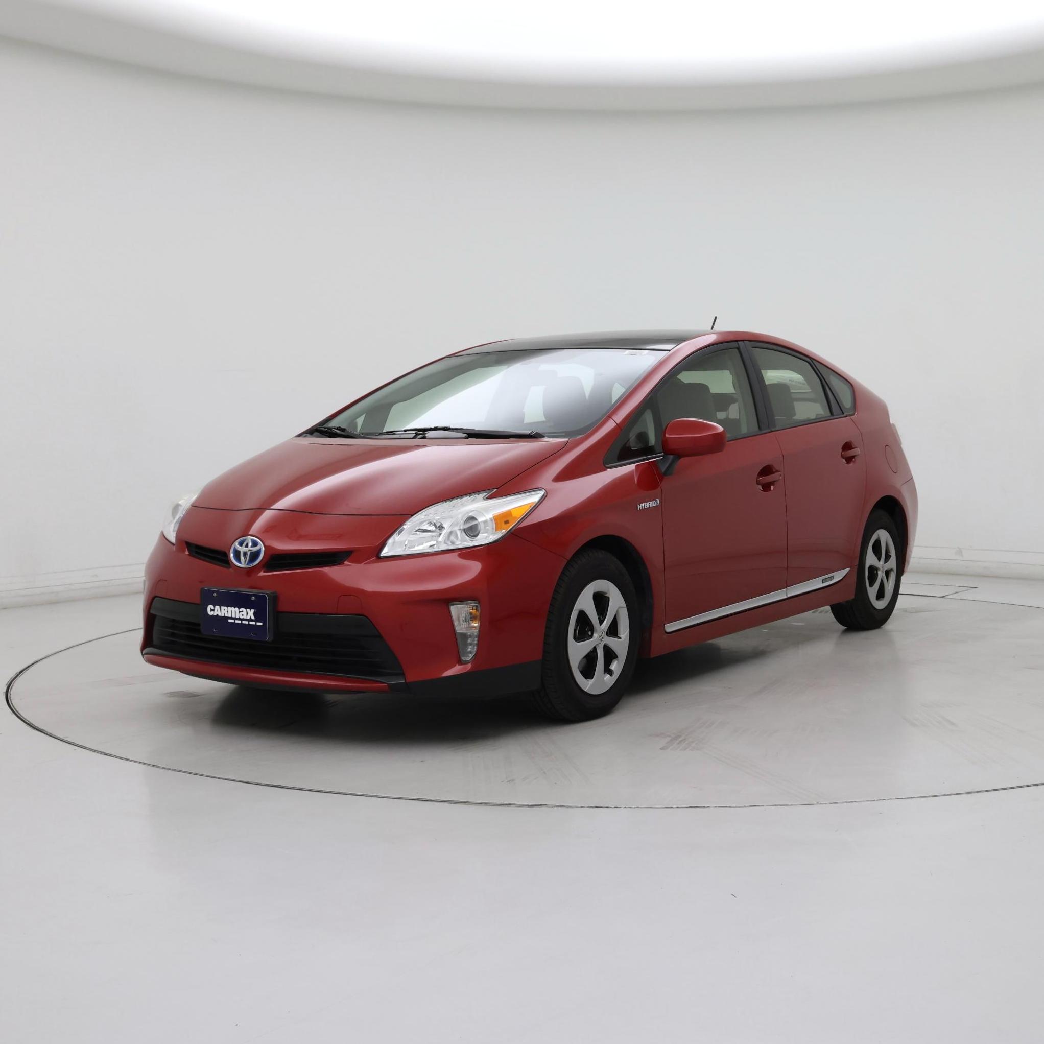 Thumbnail: 2015 Toyota Prius - 4