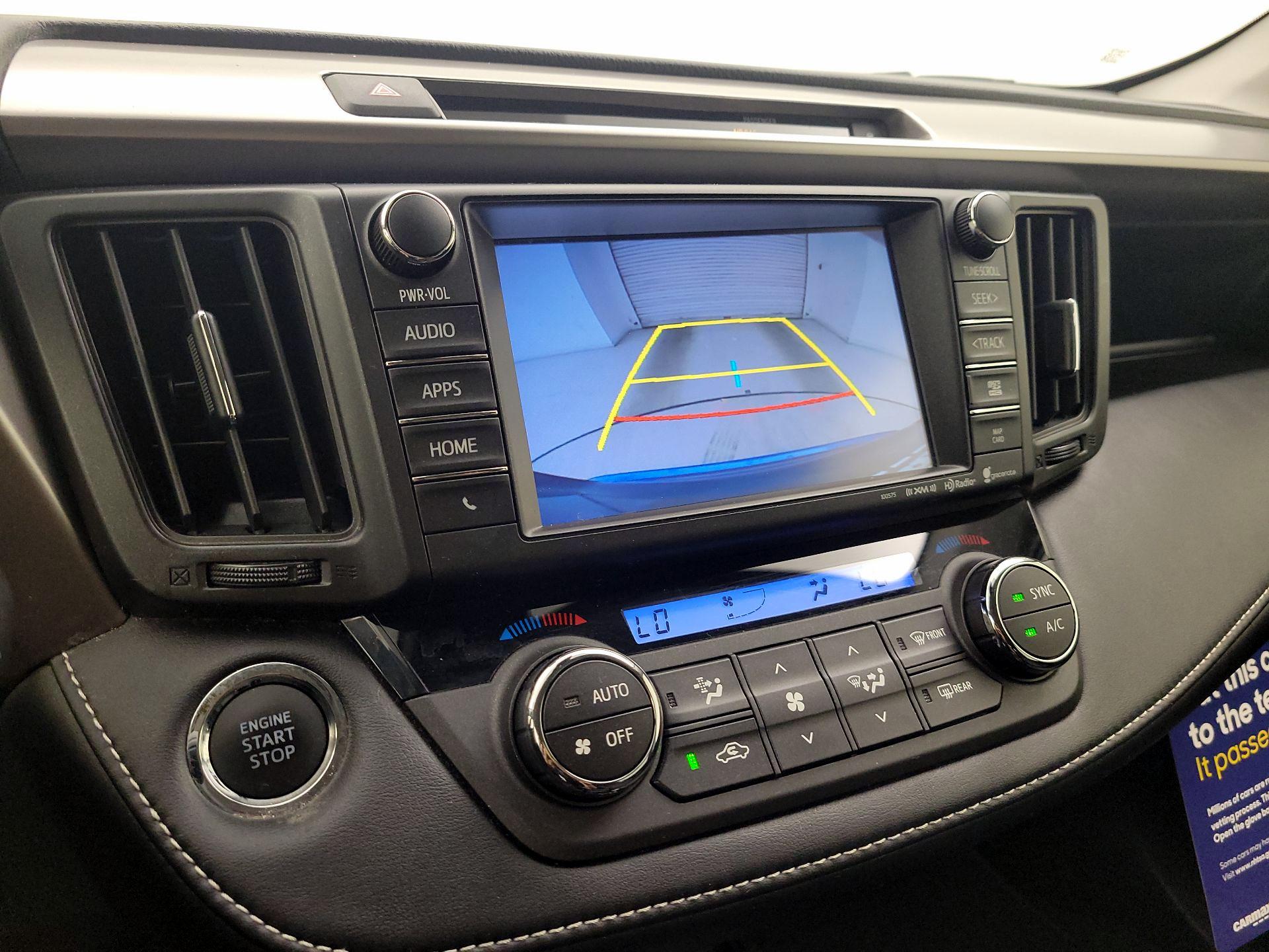 Thumbnail: 2016 Toyota RAV4 - 14