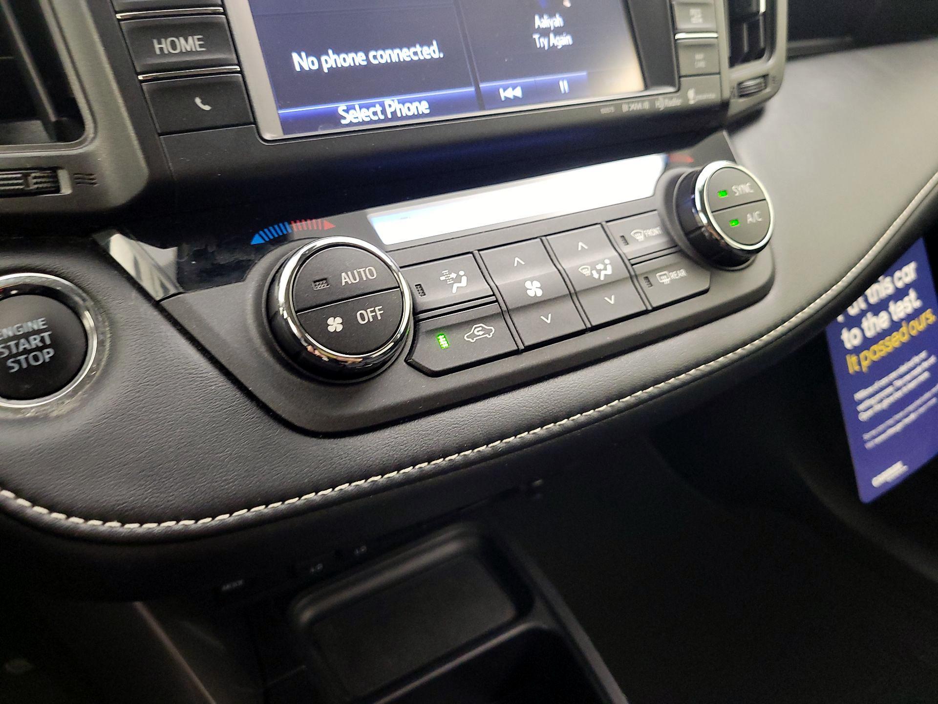 Thumbnail: 2016 Toyota RAV4 - 16