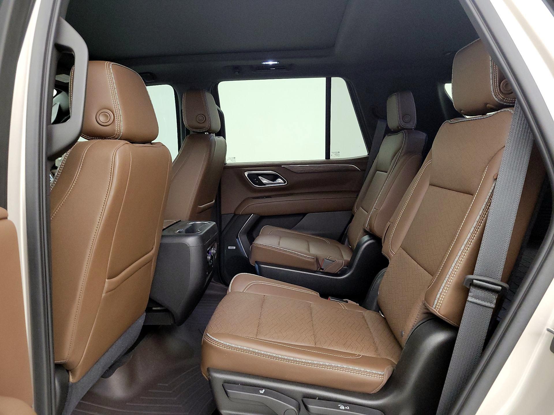 Thumbnail: 2021 Chevrolet Tahoe - 20