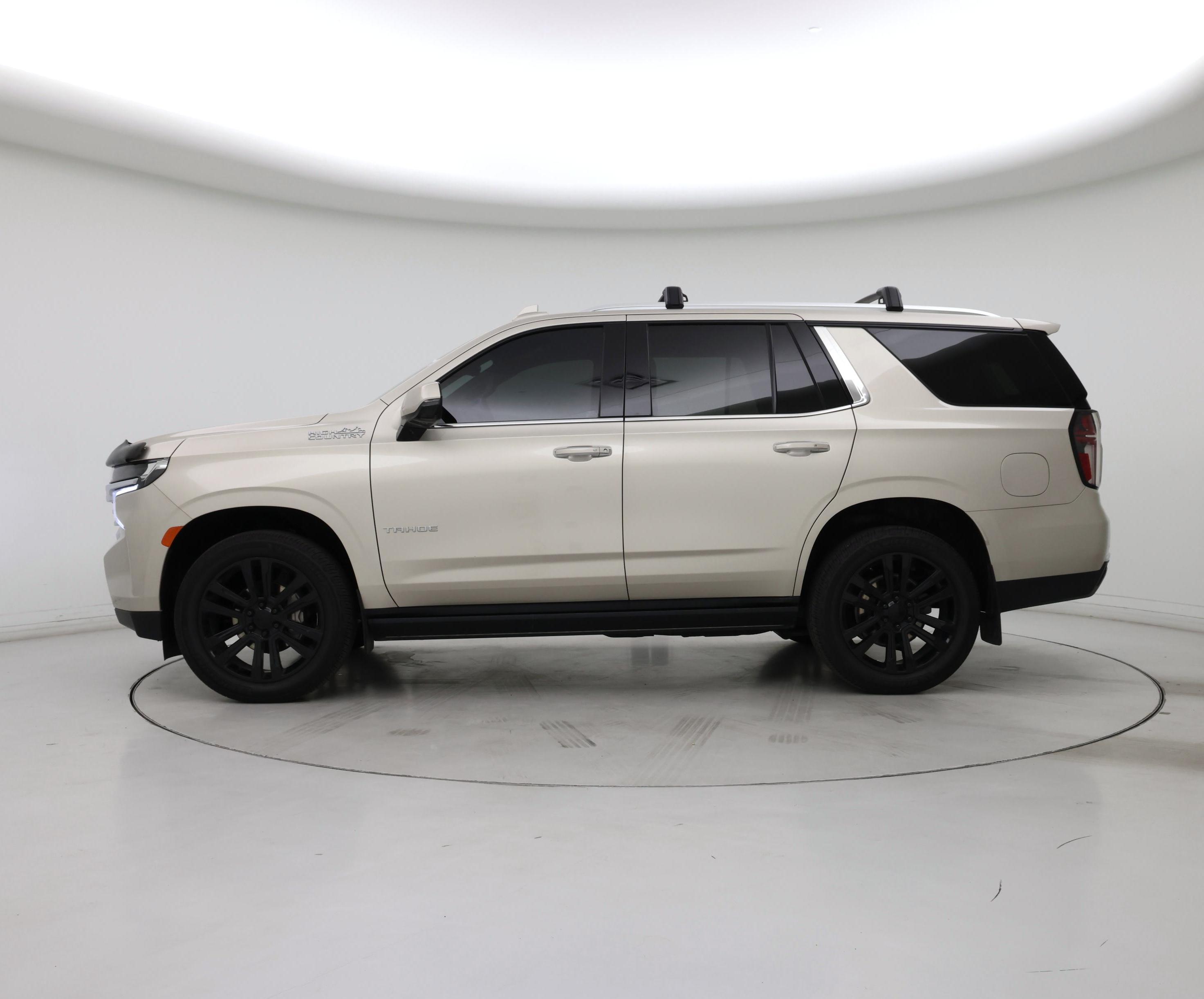 Thumbnail: 2021 Chevrolet Tahoe - 3