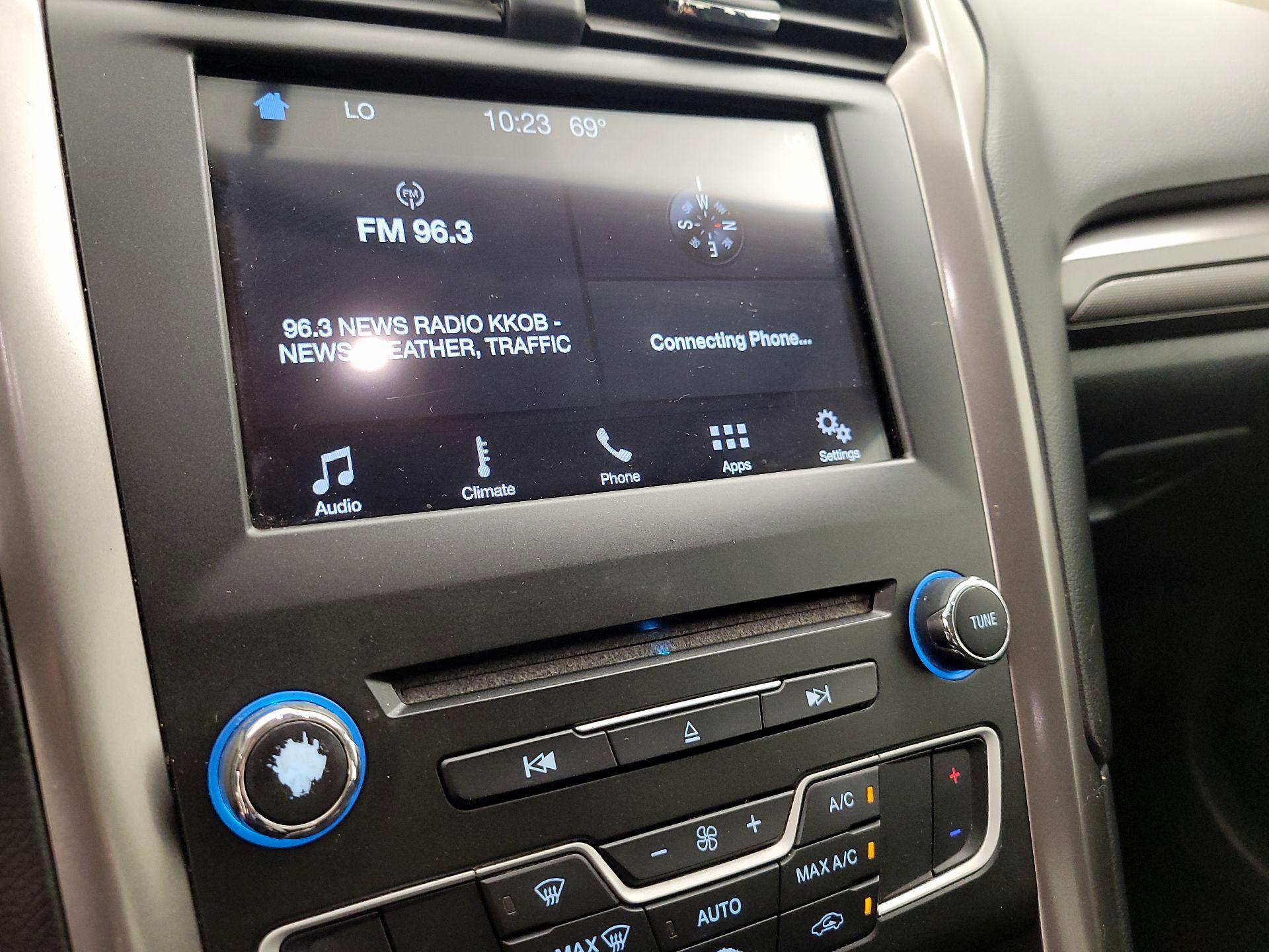 Thumbnail: 2018 Ford Fusion - 15