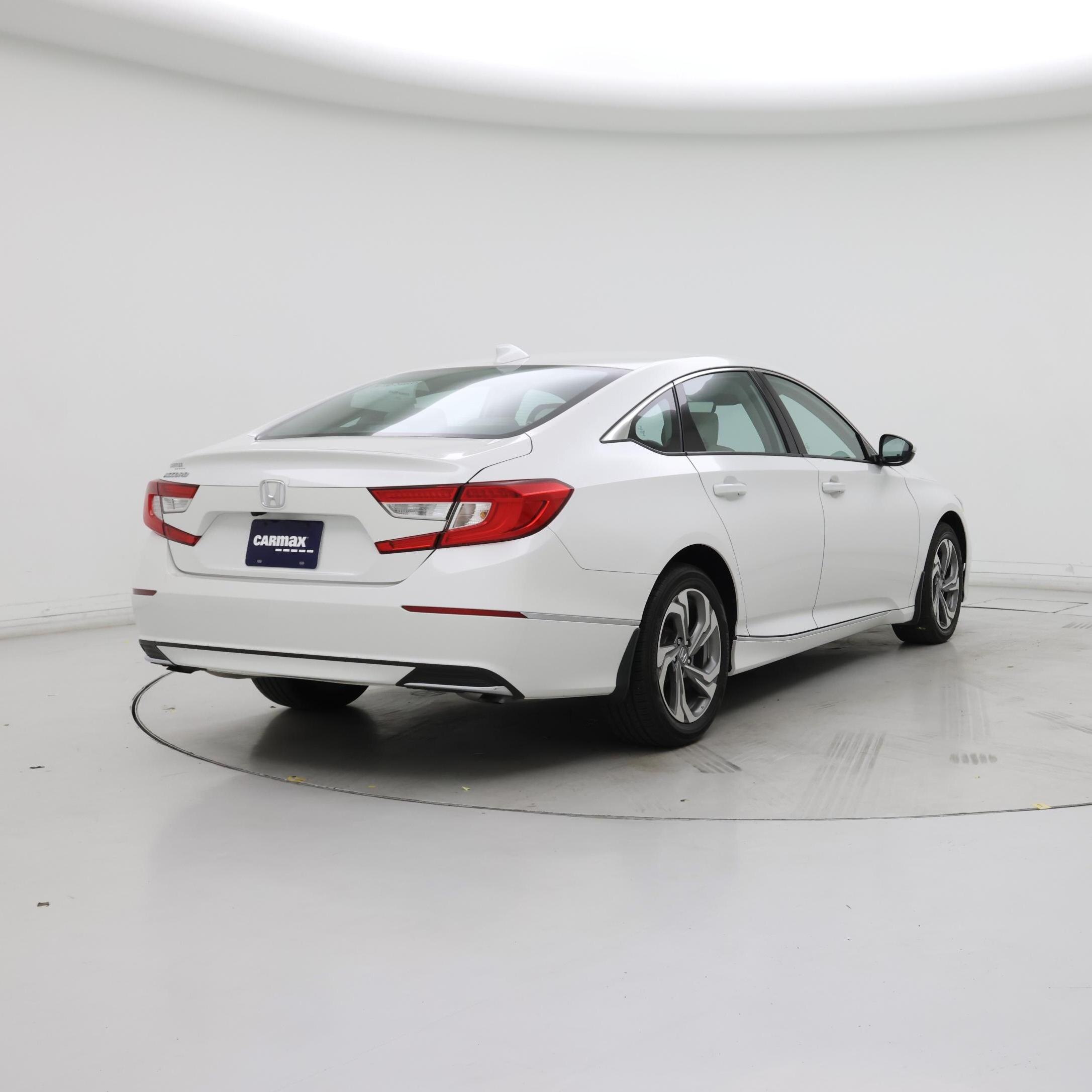 Thumbnail: 2018 Honda Accord - 8