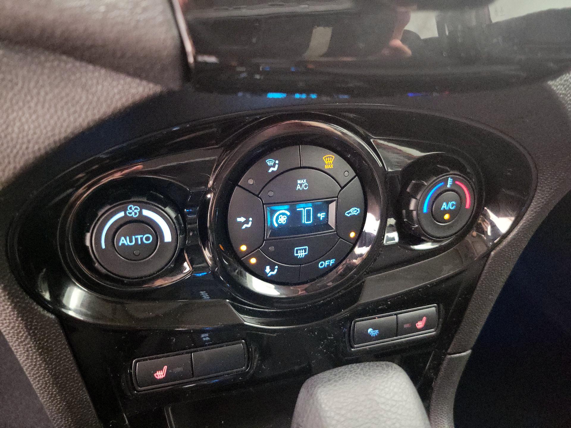 Thumbnail: 2019 Ford Fiesta - 16