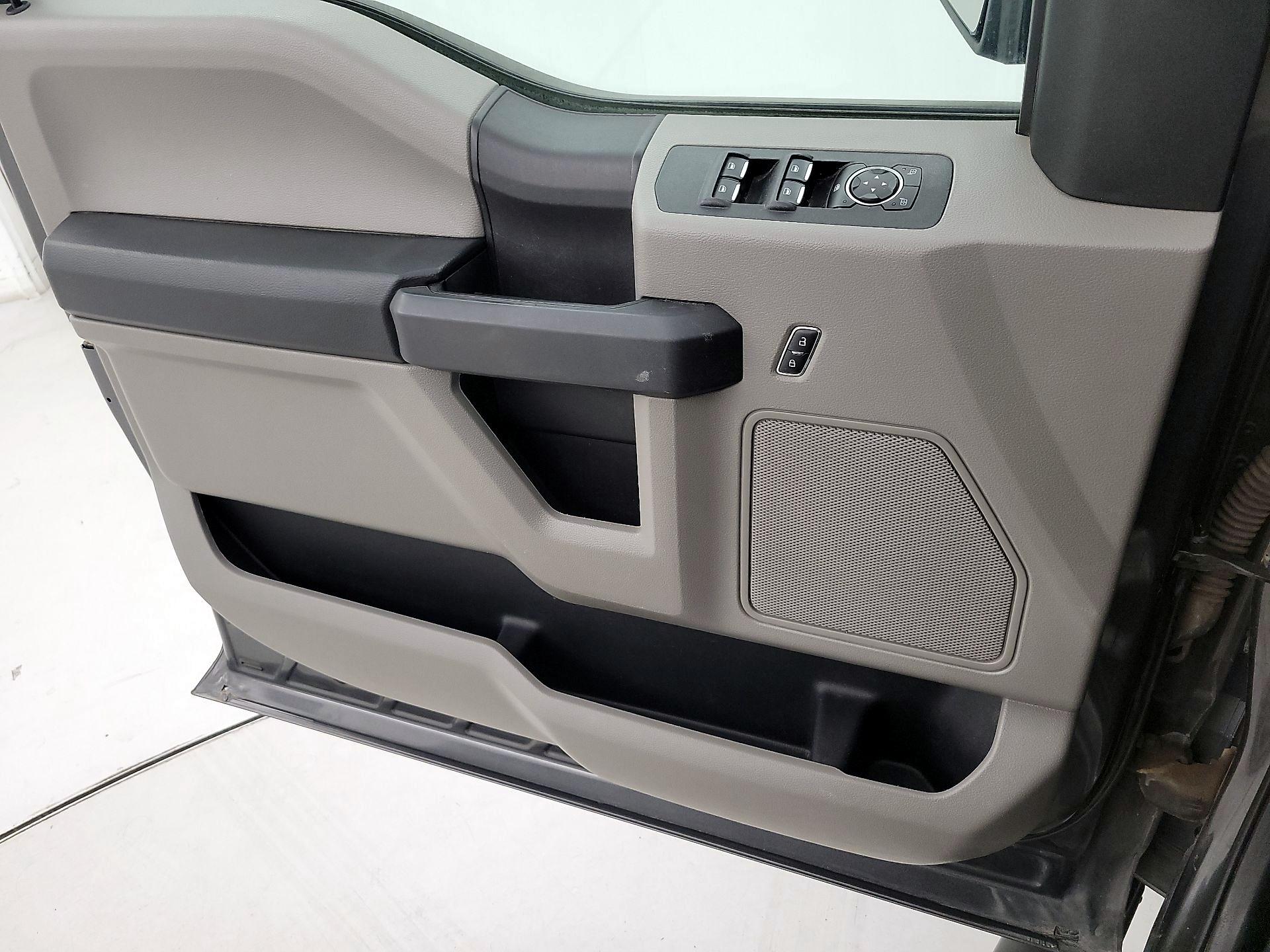 Thumbnail: 2019 Ford F-150 - 12