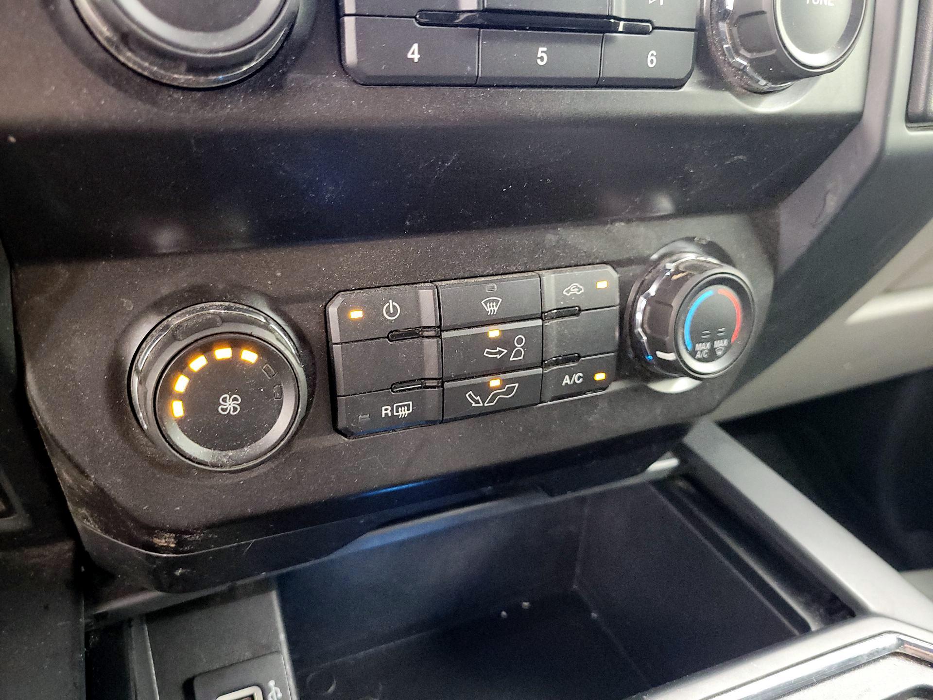 Thumbnail: 2019 Ford F-150 - 16
