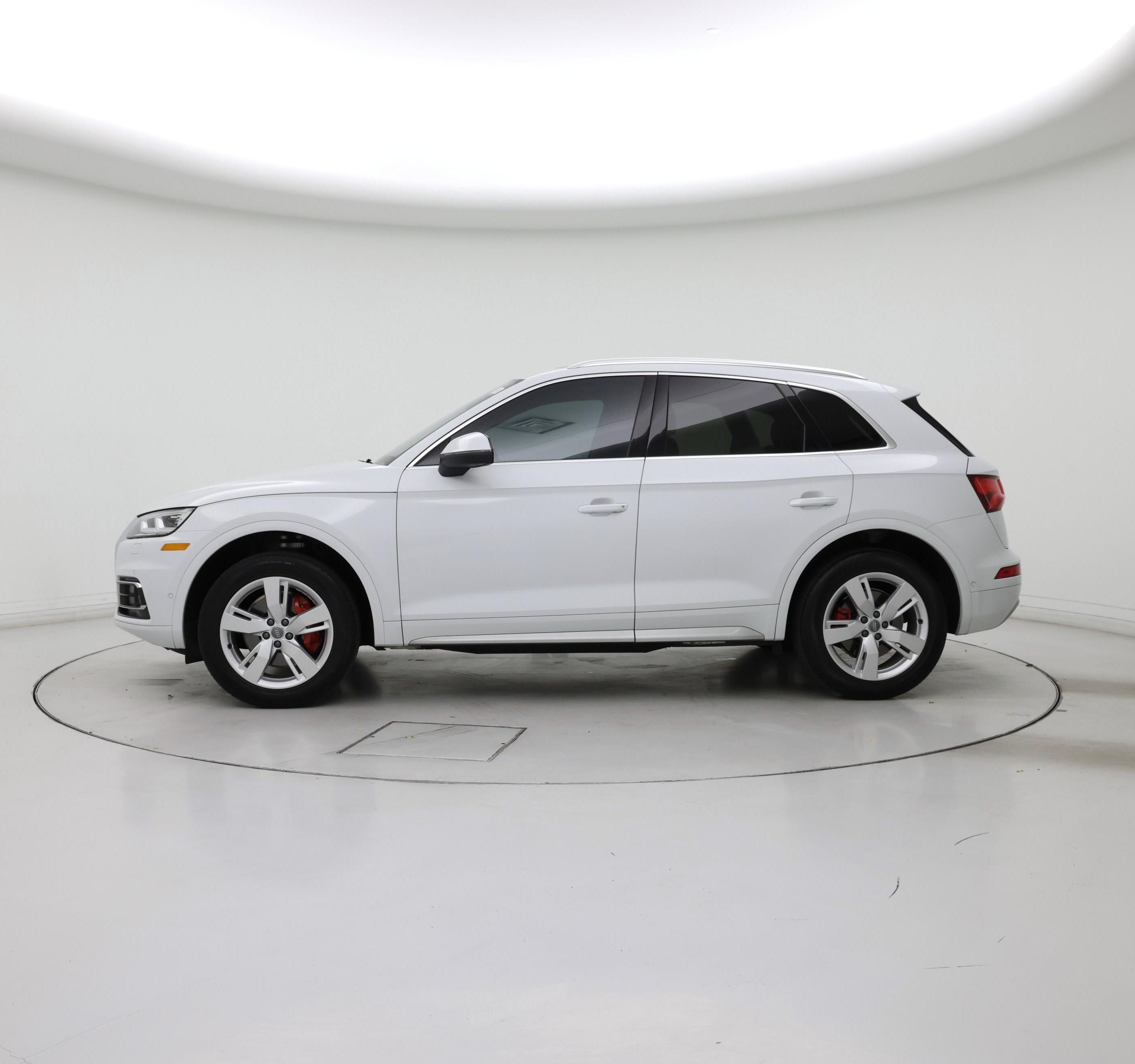 Thumbnail: 2019 Audi Q5 - 3