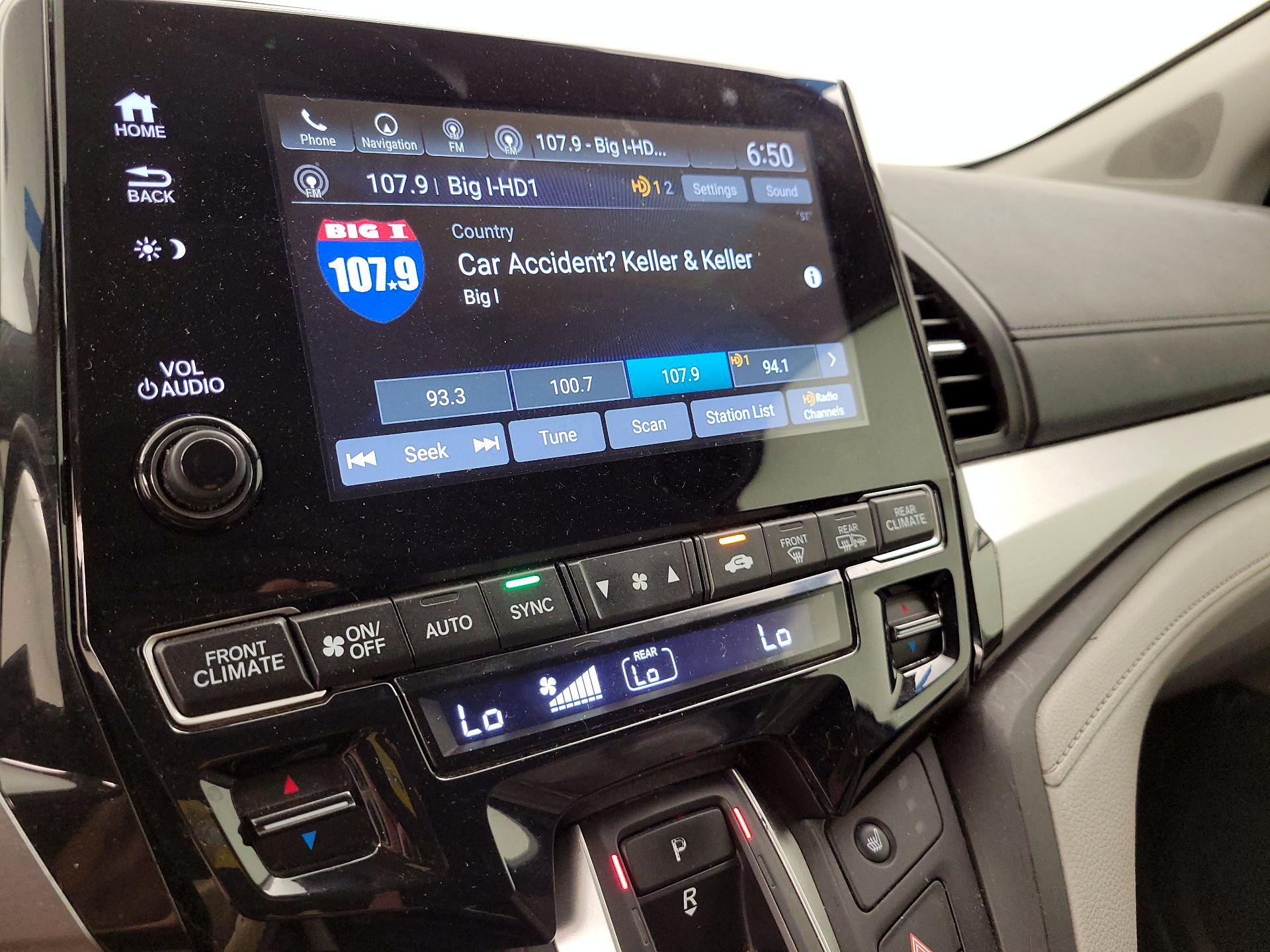 Thumbnail: 2019 Honda Odyssey - 16