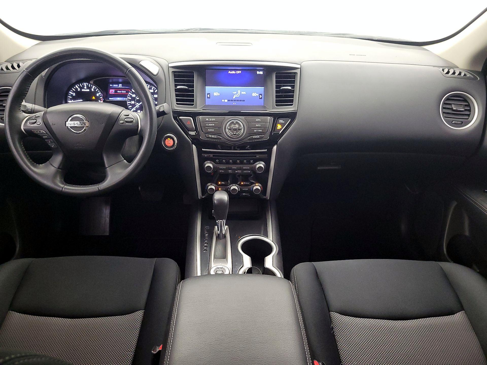 Thumbnail: 2018 Nissan Pathfinder - 9