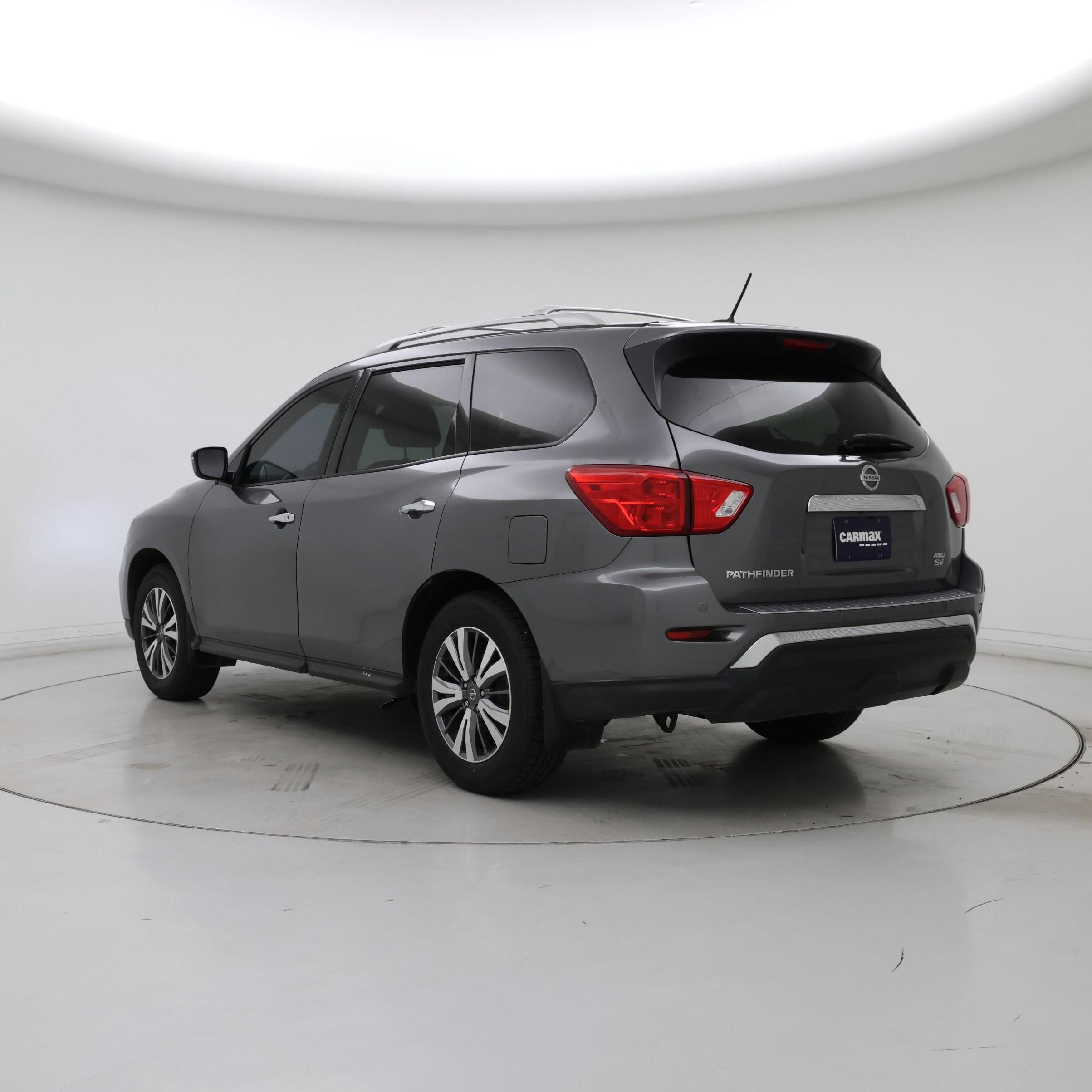 Thumbnail: 2018 Nissan Pathfinder - 2