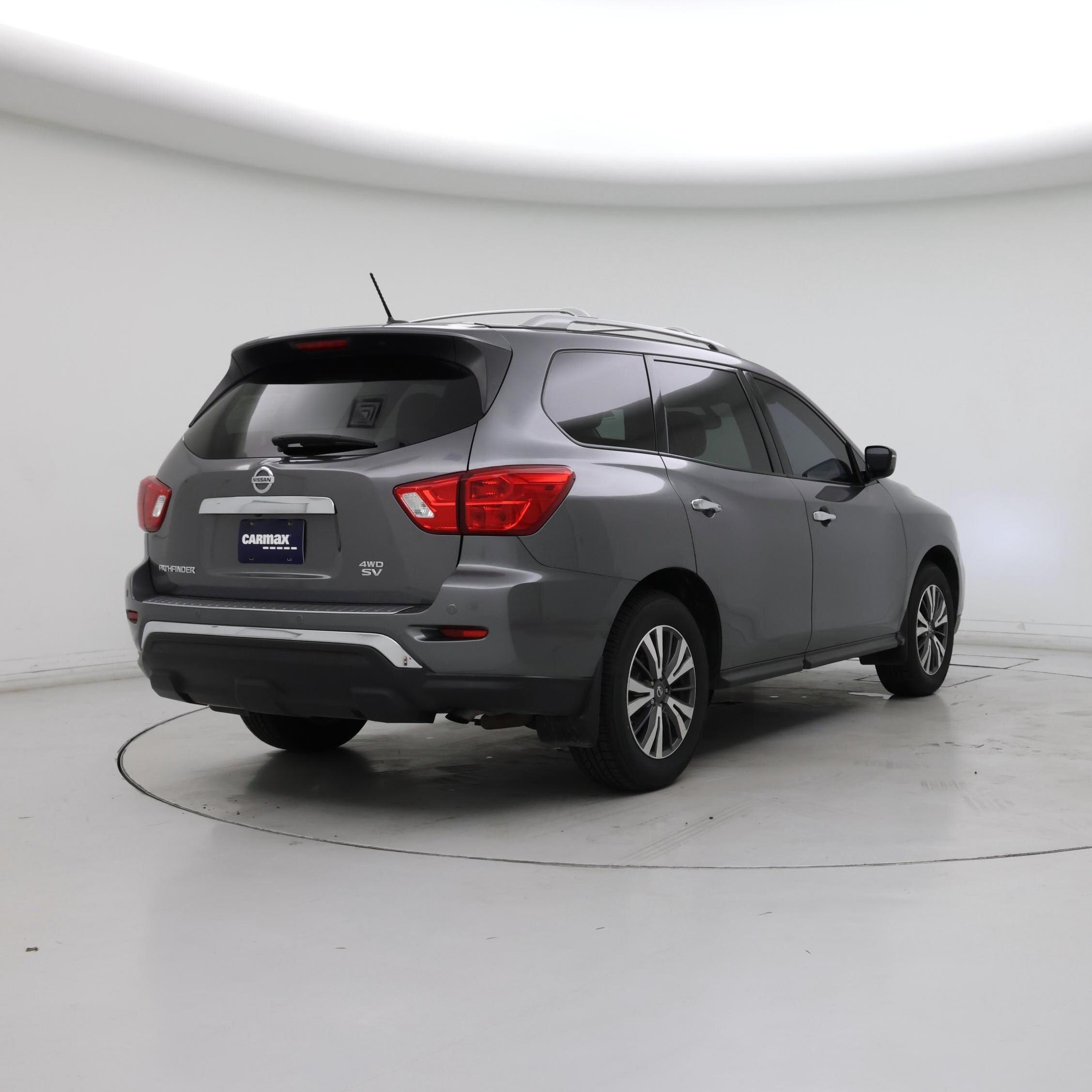 Thumbnail: 2018 Nissan Pathfinder - 8