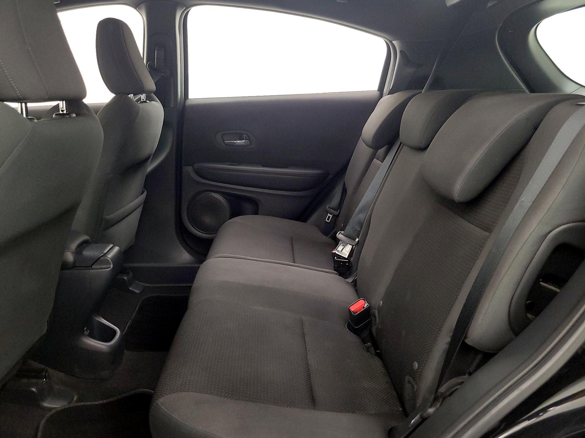 Thumbnail: 2019 Honda HR-V - 19